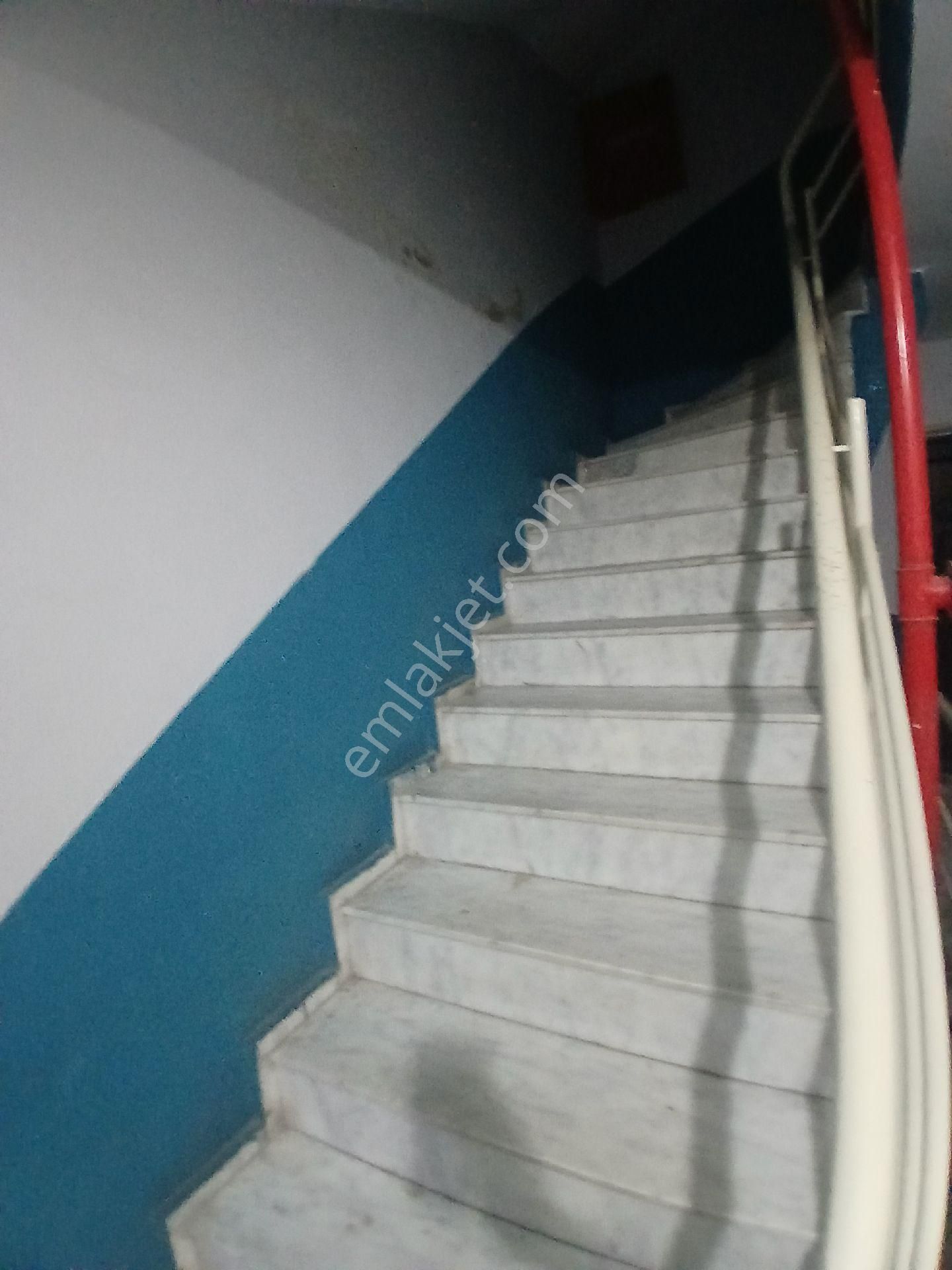 Satılık Torbakent Sitesinde 120 M2 Doğalgazlı Asansörlü Çift Cepheli Çift Balkonlu Ara Daire - Görsel 4
