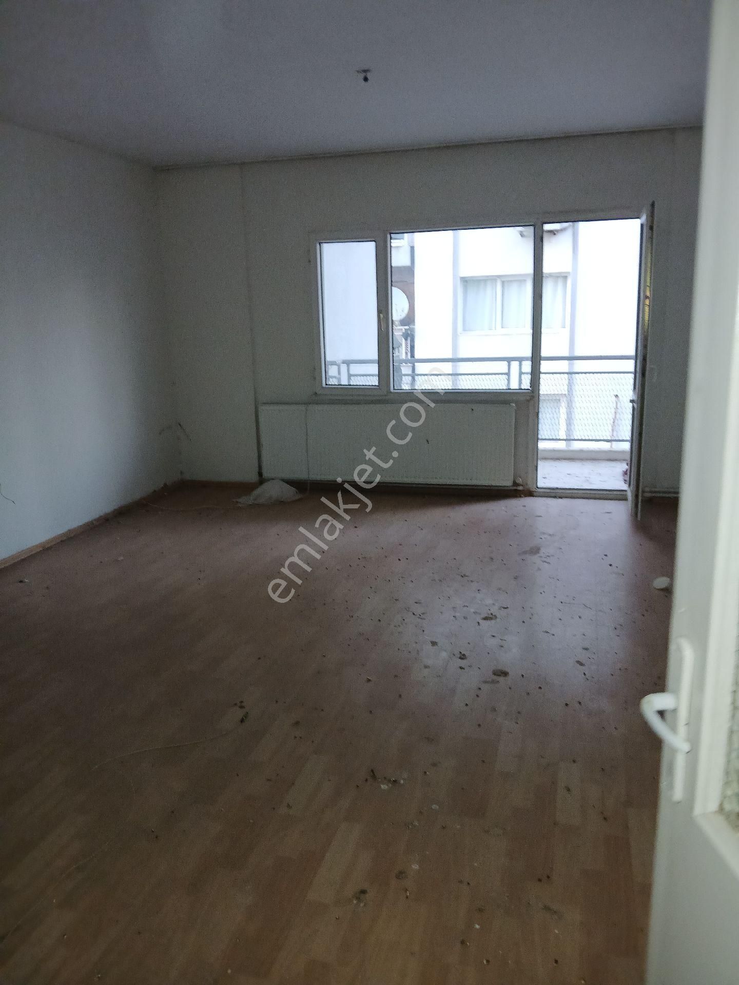 Satılık Torbakent Sitesinde 120 M2 Doğalgazlı Asansörlü Çift Cepheli Çift Balkonlu Ara Daire - Görsel 5