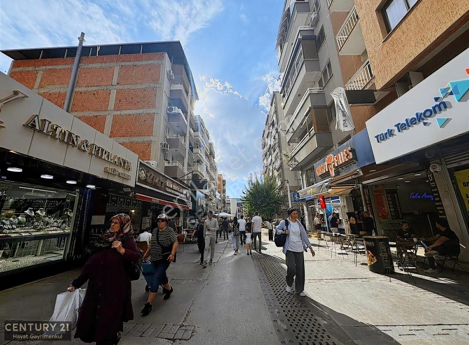 Bayraklı Sevgi Yolu'nda Satılık Dükkan - Görsel 3