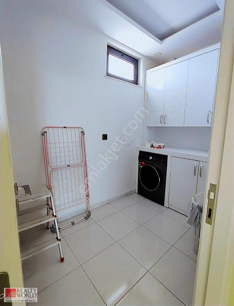 Yeşilbayır'da Asansör Yeri Olan 4 Katlı 8+1 Muhteşem Villa - Görsel 34