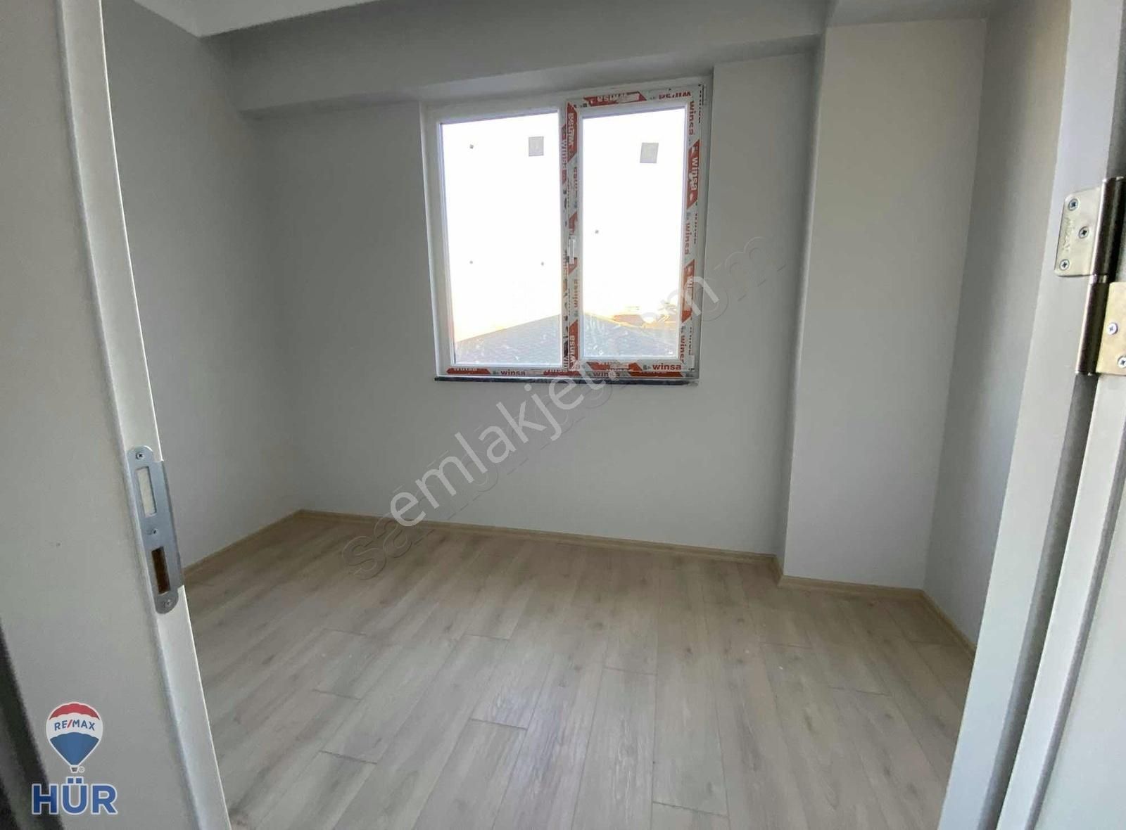 Ömer İnan Remax Kemalpaşa 2+1 Sıfır Kiralık Diş Hastanesi Yakını - Görsel 10