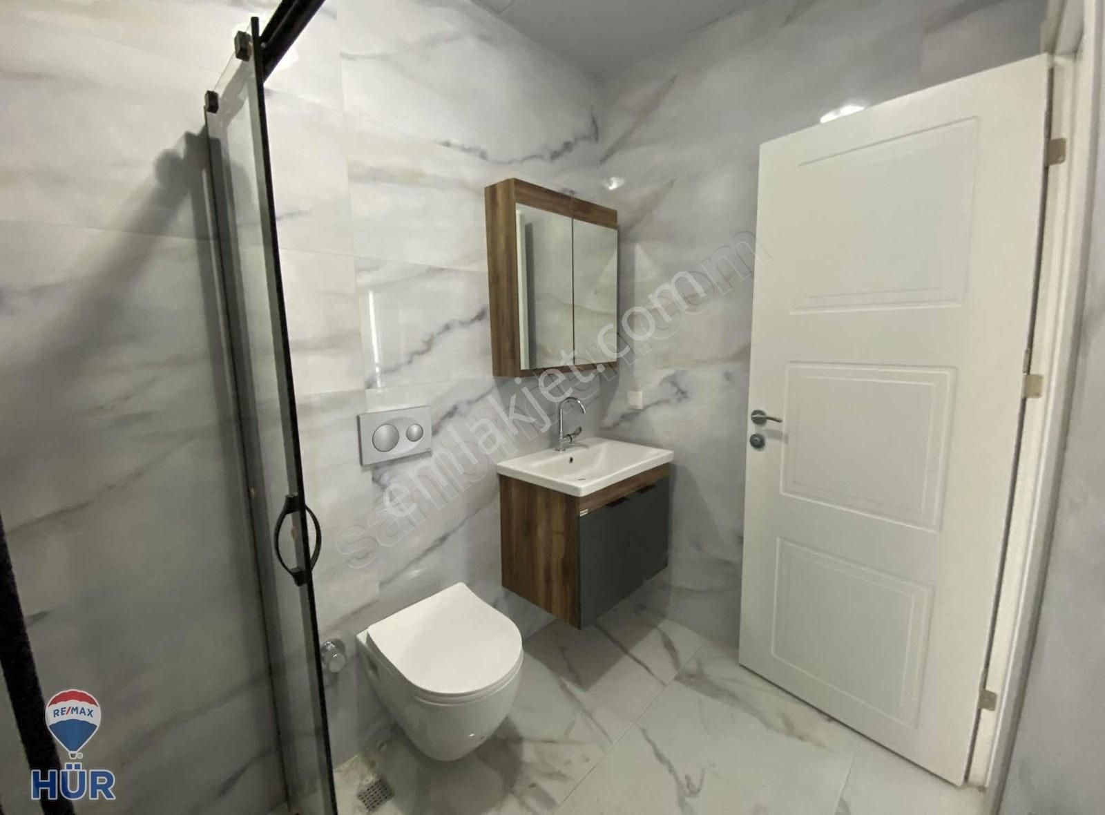Ömer İnan Remax Kemalpaşa 2+1 Sıfır Kiralık Diş Hastanesi Yakını - Görsel 14