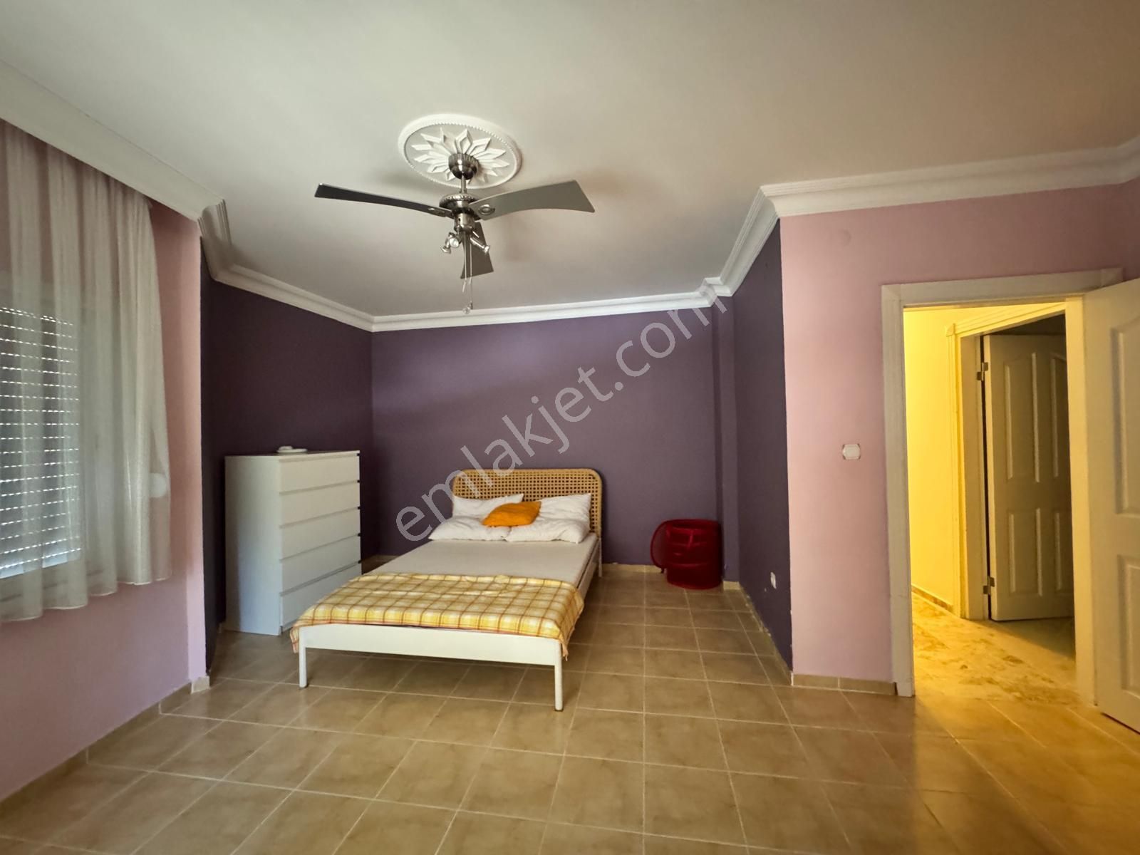 Akdeniz'in İncisi Bozyazı Körfez Evleri Sitesinde Eşyalı Kiralık 3+1 Daire