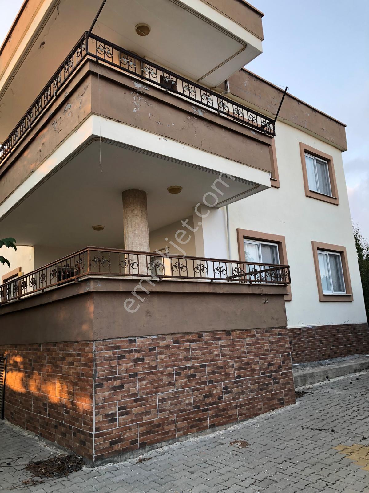 Erdemli Aslanlı Mahallesi'nde Satılık Dubleks Villa Ve Bahçe - Görsel 4