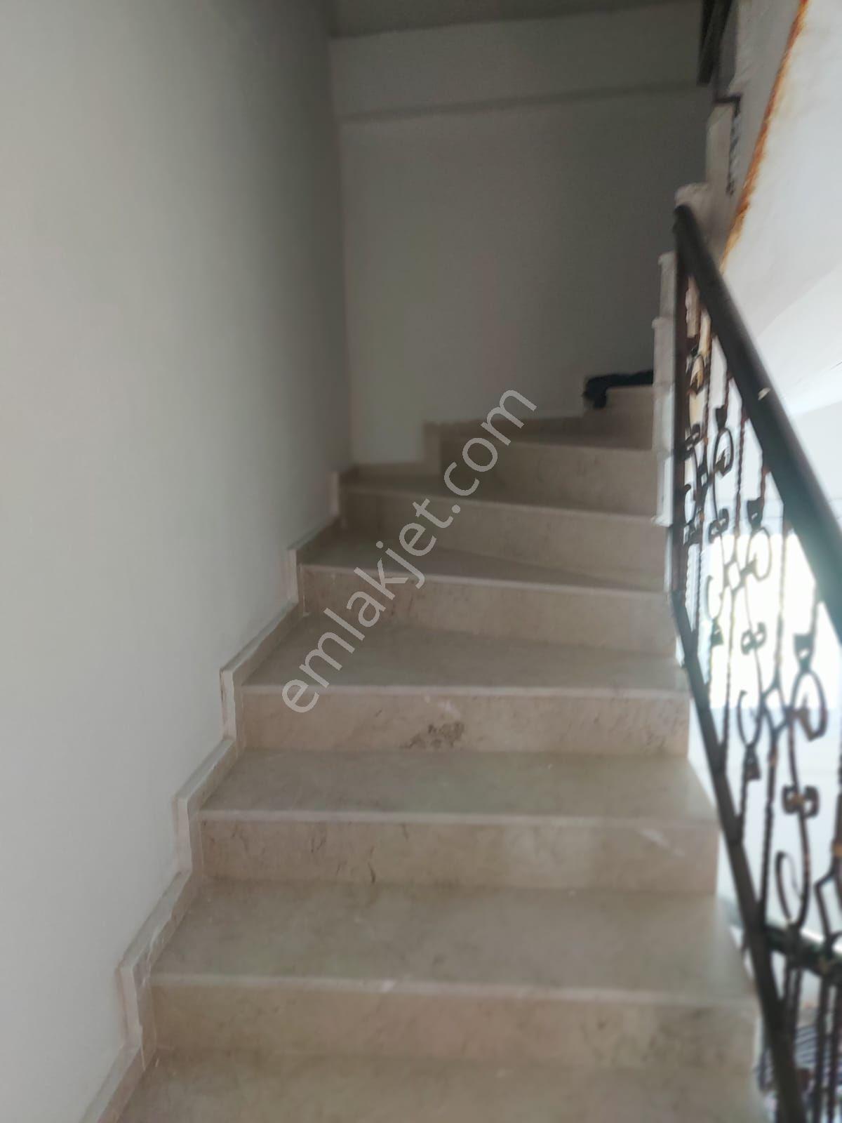 Erdemli Aslanlı Mahallesi'nde Satılık Dubleks Villa Ve Bahçe - Görsel 5