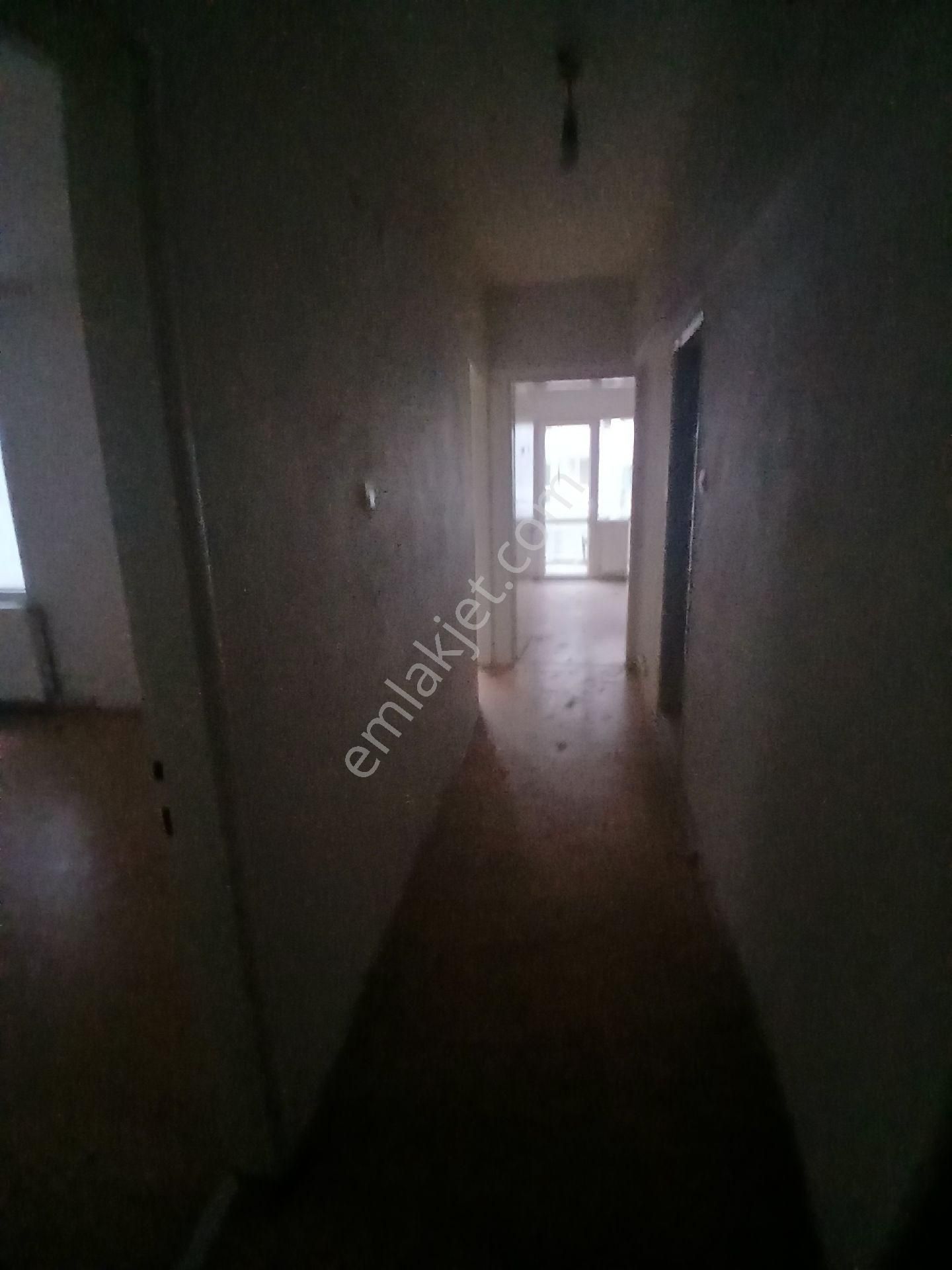 Satılık 120 M2 3+1 Kılimalı Asansörlü Çift Cepheli Çift Balkonlu Bahçeli Ferah Bir Daire - Görsel 8