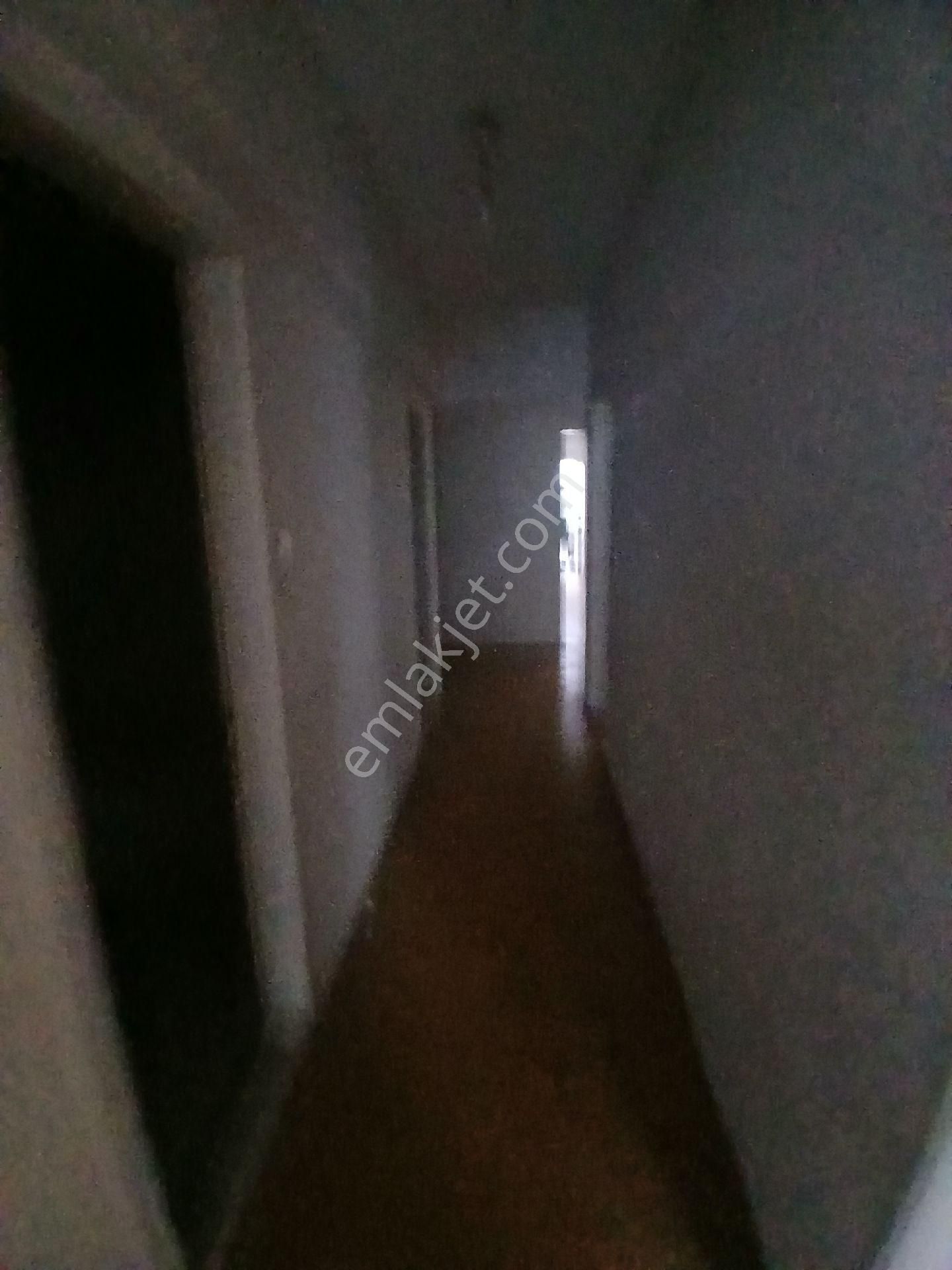 Satılık 120 M2 3+1 Kılimalı Asansörlü Çift Cepheli Çift Balkonlu Bahçeli Ferah Bir Daire - Görsel 13