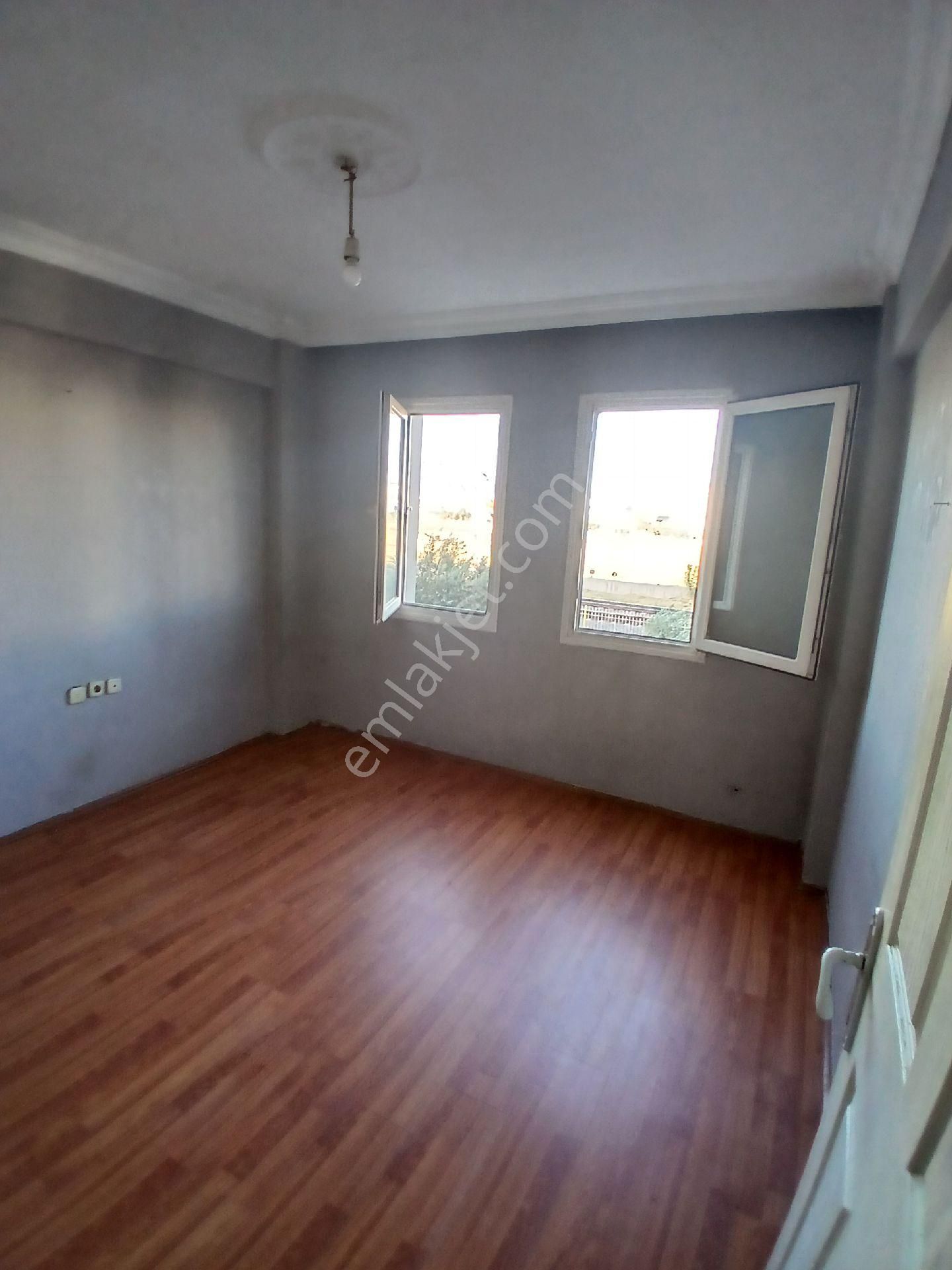 Satılık 120 M2 3+1 Kılimalı Asansörlü Çift Cepheli Çift Balkonlu Bahçeli Ferah Bir Daire - Görsel 29