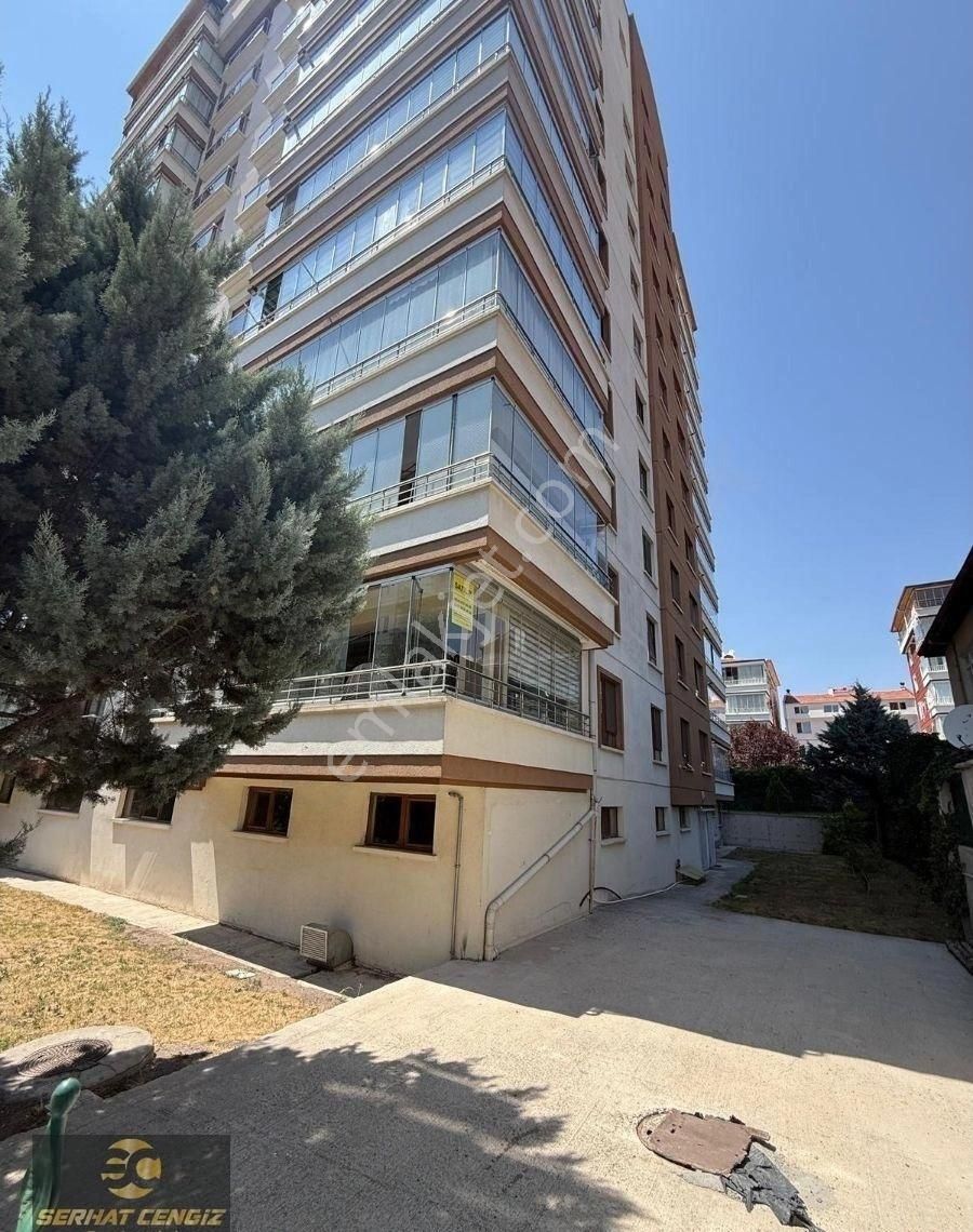 Yeşilevler Mahallesin'de Site İçerisinde Satılık 4+1 Daire - Görsel 23