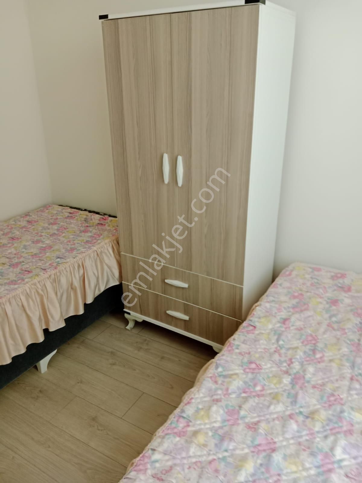 Adatepe Mahallesinde Emsallerine Göre M2 Si Büyük 2+1 Doğalgazlı Eşyalı Kiralık Daire - Görsel 5