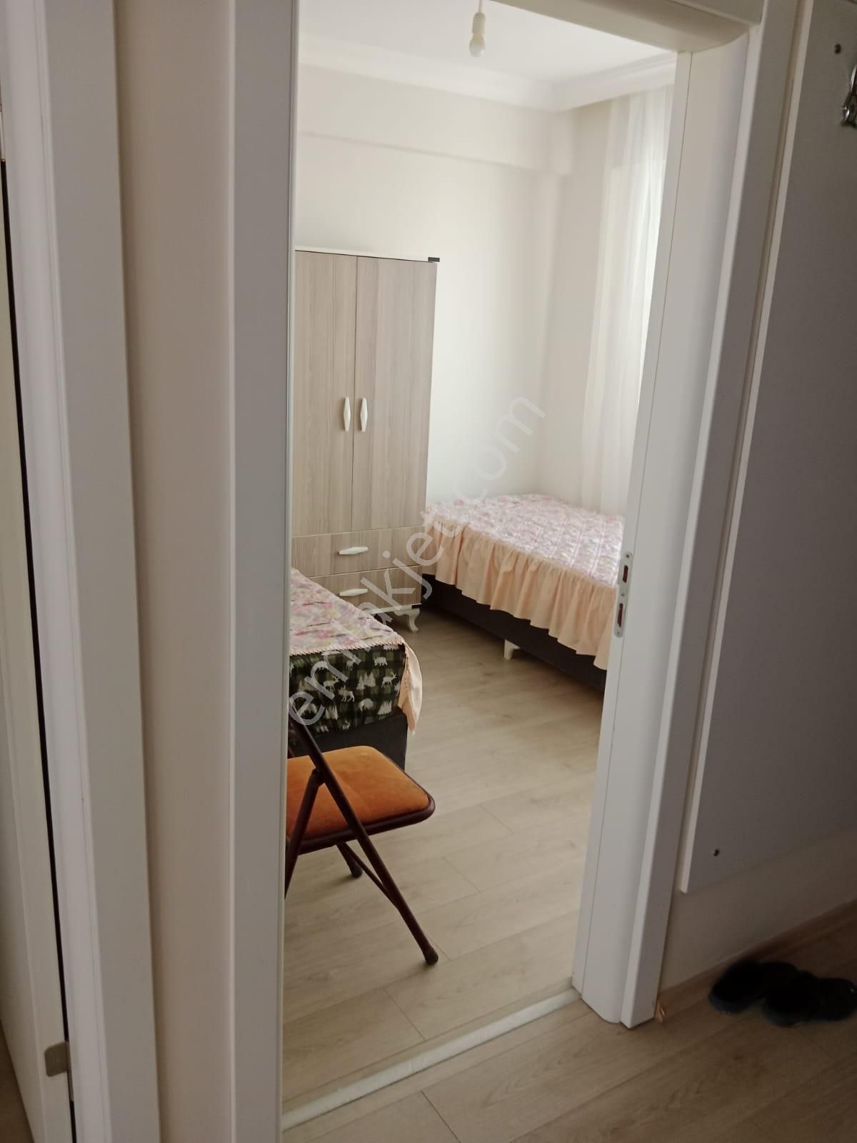 Adatepe Mahallesinde Emsallerine Göre M2 Si Büyük 2+1 Doğalgazlı Eşyalı Kiralık Daire - Görsel 3