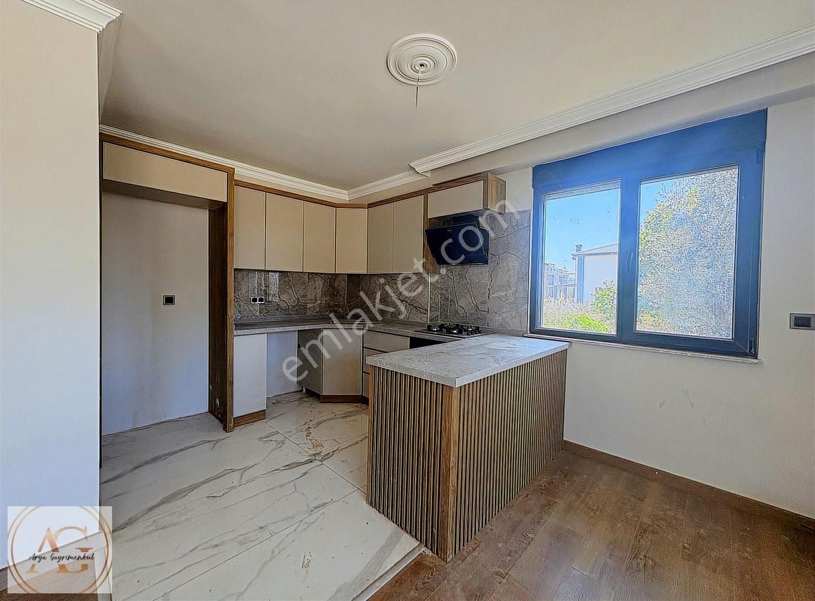 Arya'dan Güre'de Dağ Ve Deniz Manzaralı Havuzlu 3+1 Villa - Görsel 22