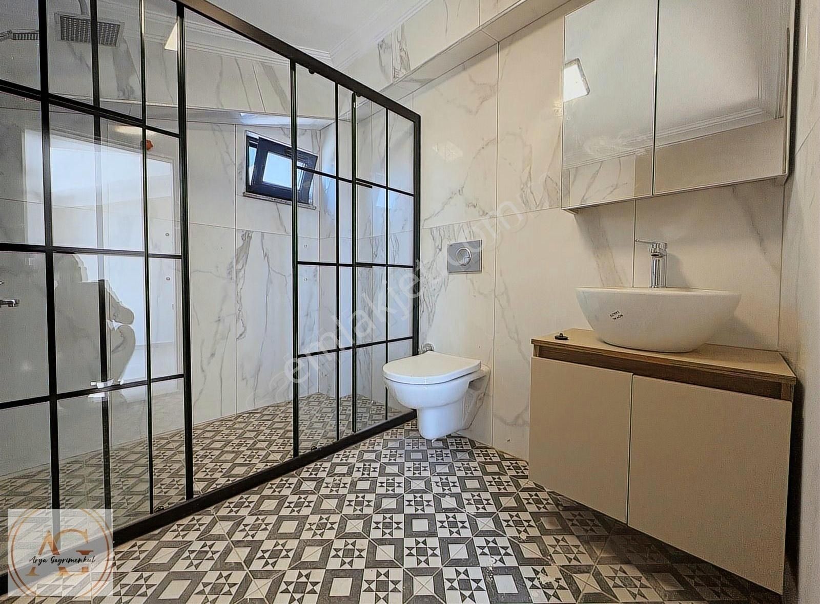 Arya'dan Güre'de Dağ Ve Deniz Manzaralı Havuzlu 3+1 Villa - Görsel 13