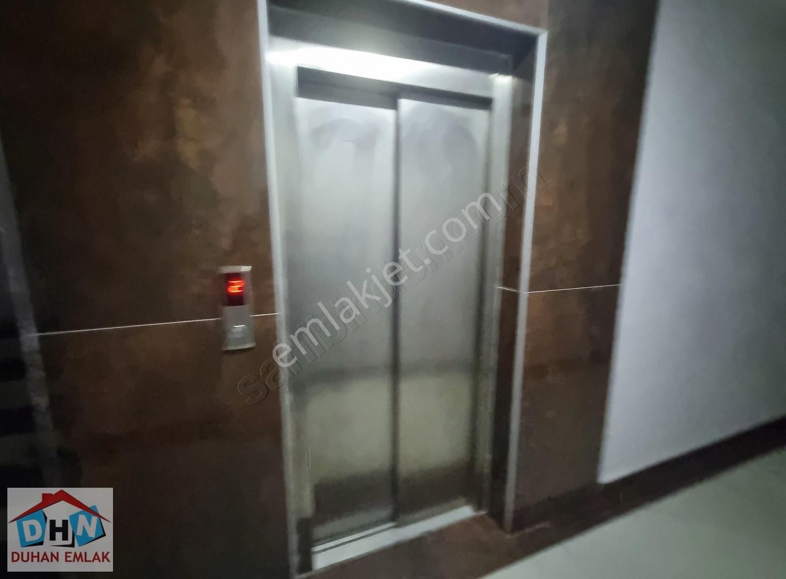Duhan Emlaktan Asude Vadi Sitesinde 3+1 Bahçe Katı Satılık Daire - Görsel 2