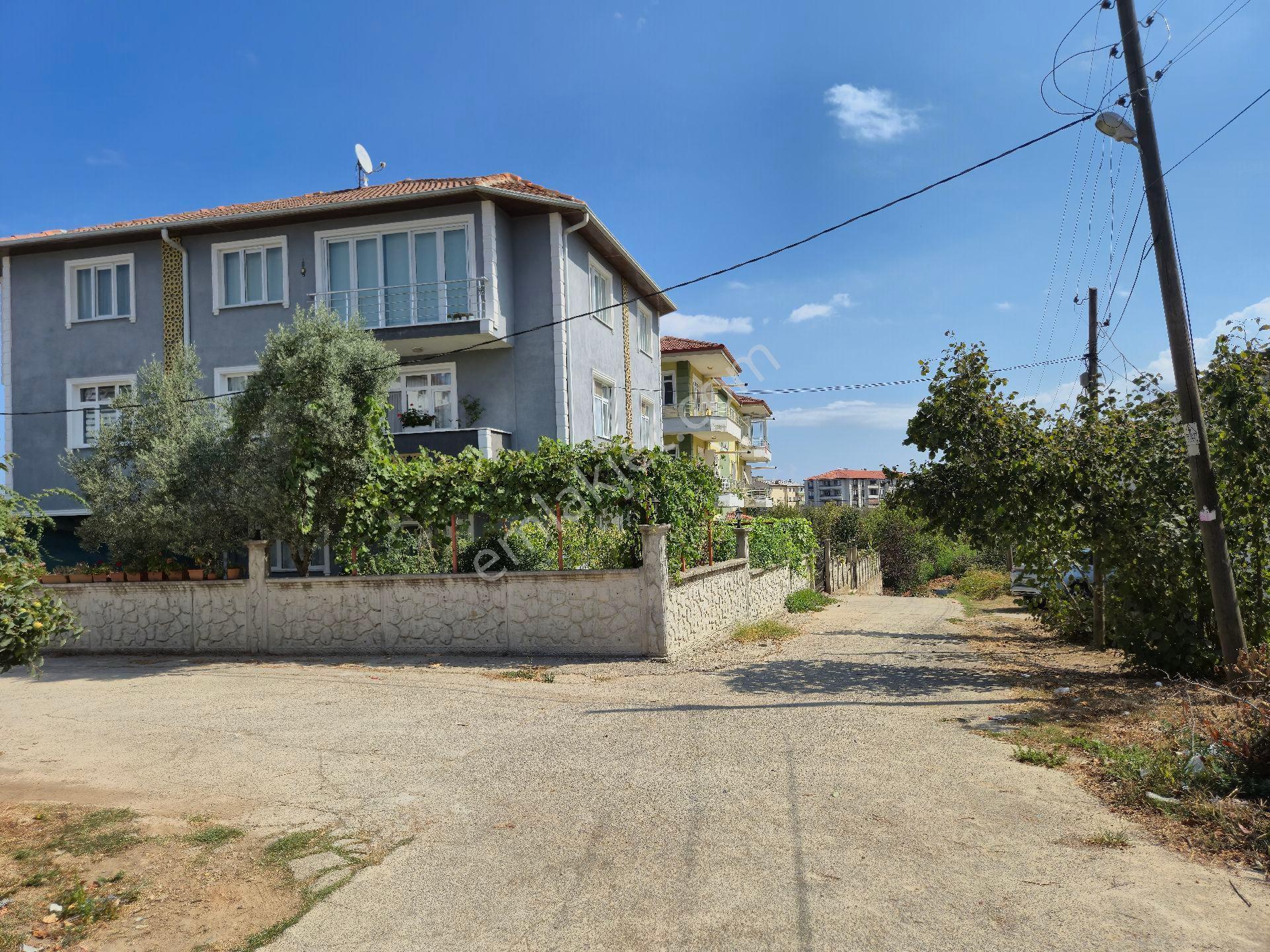 Realty Worlddan Kocaali Ağalarda 218m2 Arsa %25 3 Kat Yatırımlık - Görsel 11