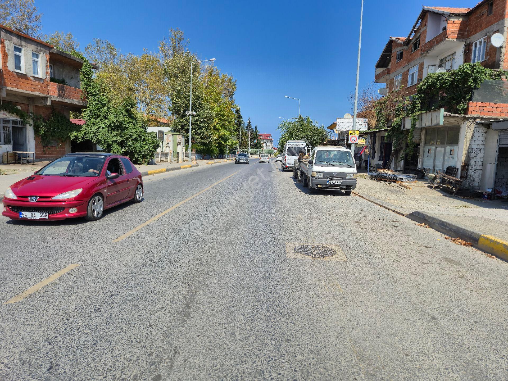 Realty Worlddan Kocaali Ağalarda 218m2 Arsa %25 3 Kat Yatırımlık - Görsel 5