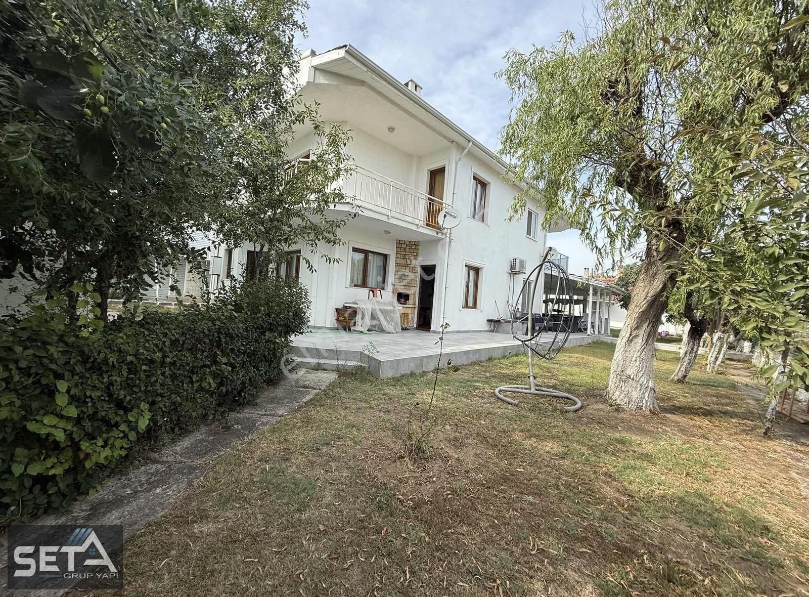 Sahile Sıfır Güvenlikli Site İçerisinde Bahçeli Kiralık Villa - Görsel 9