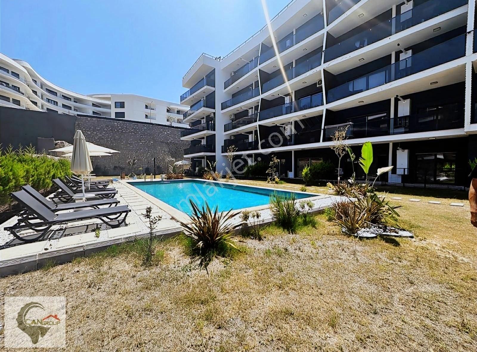 Havuz Manzaralı Eşyalı Bahçe Katı 1+1 - Görsel 13