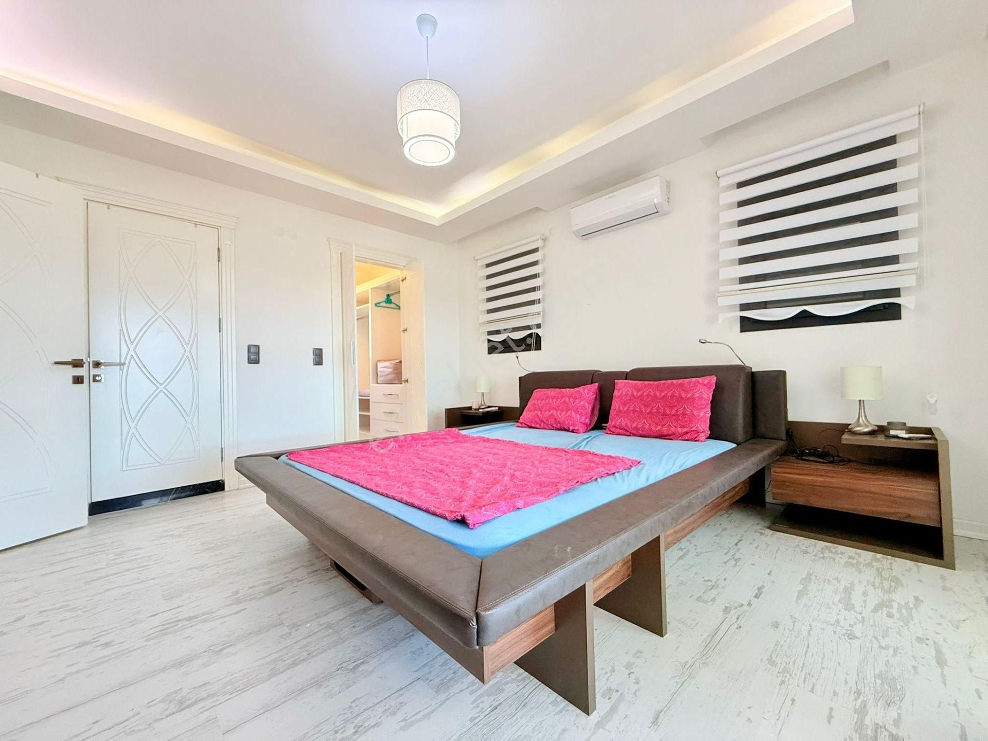 Sahıle-avm'ye Yakın- Manzara-özel Havuz/otopark-500 M2 Bahçe-modern Mımarı-tamamı Müstakil - Görsel 35