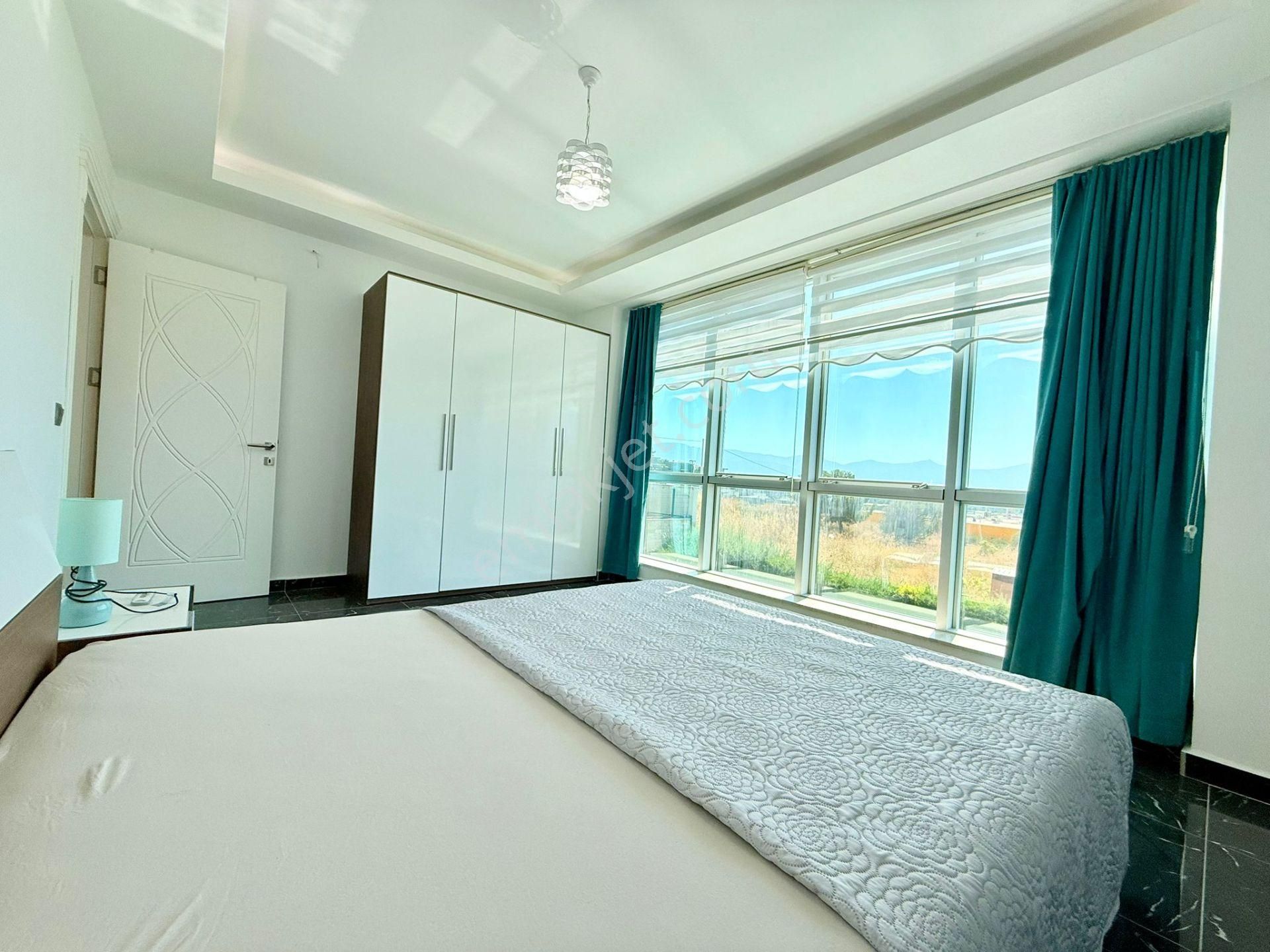 Sahıle-avm'ye Yakın- Manzara-özel Havuz/otopark-500 M2 Bahçe-modern Mımarı-tamamı Müstakil - Görsel 18