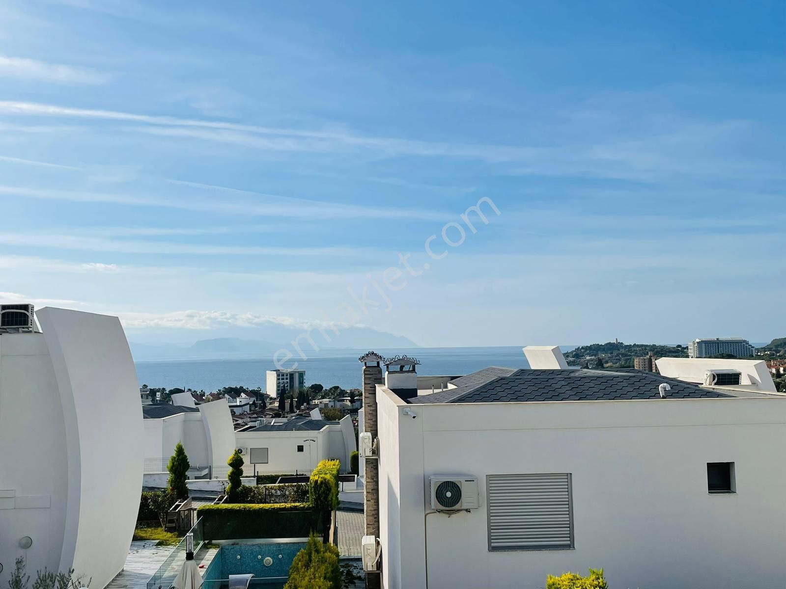 Manzara-özel Havuz-bahçe-güvenlik-lüx&modern Mımarı -yerden Isıtma-450 M2-tamamı Mustakıl - Görsel 35