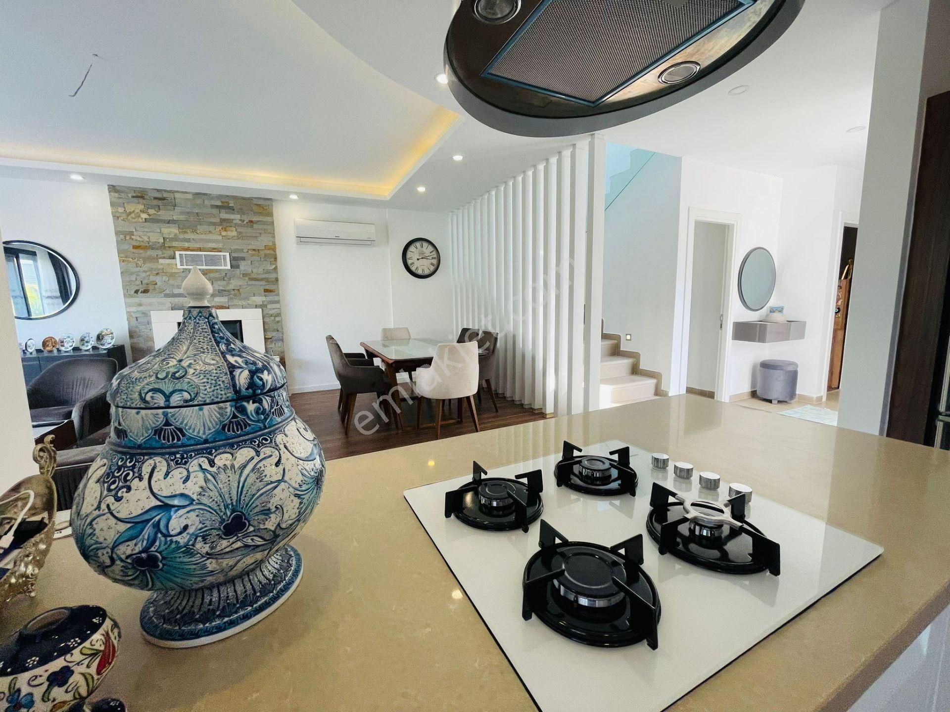 Manzara-özel Havuz-bahçe-güvenlik-lüx&modern Mımarı -yerden Isıtma-450 M2-tamamı Mustakıl - Görsel 18