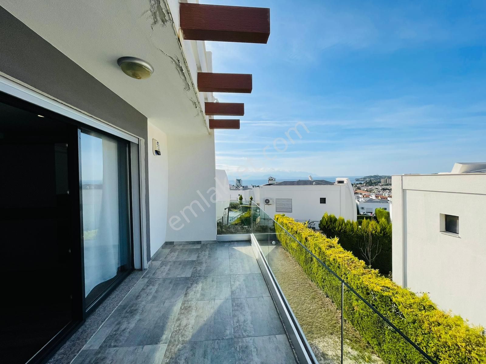 Manzara-özel Havuz-bahçe-güvenlik-lüx&modern Mımarı -yerden Isıtma-450 M2-tamamı Mustakıl - Görsel 31