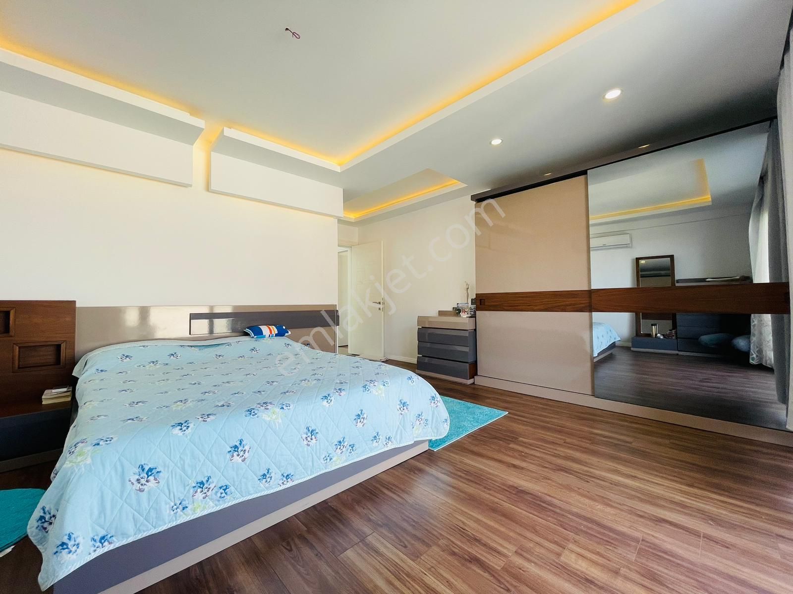 Manzara-özel Havuz-bahçe-güvenlik-lüx&modern Mımarı -yerden Isıtma-450 M2-tamamı Mustakıl - Görsel 23