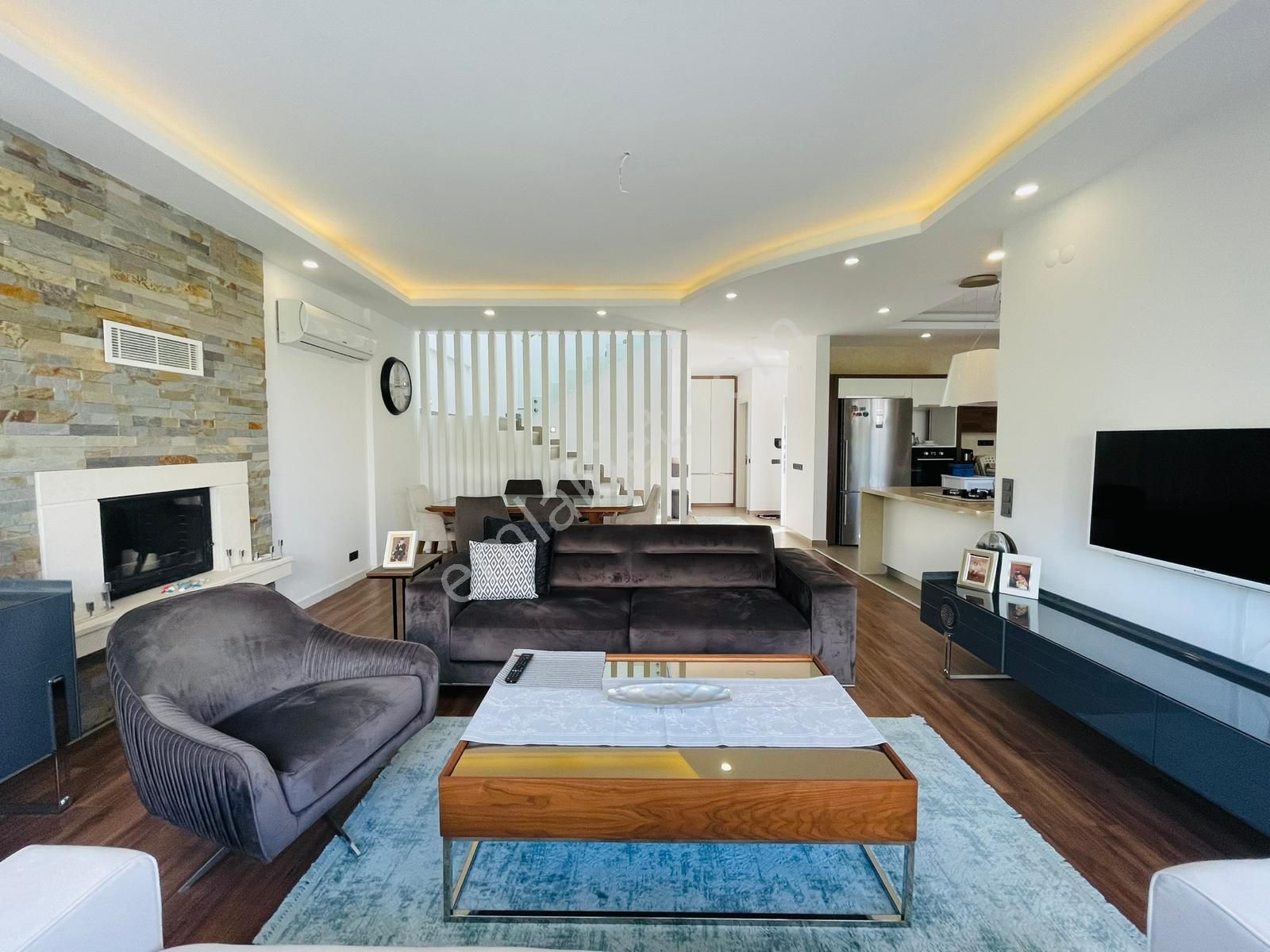 Manzara-özel Havuz-bahçe-güvenlik-lüx&modern Mımarı -yerden Isıtma-450 M2-tamamı Mustakıl - Görsel 13