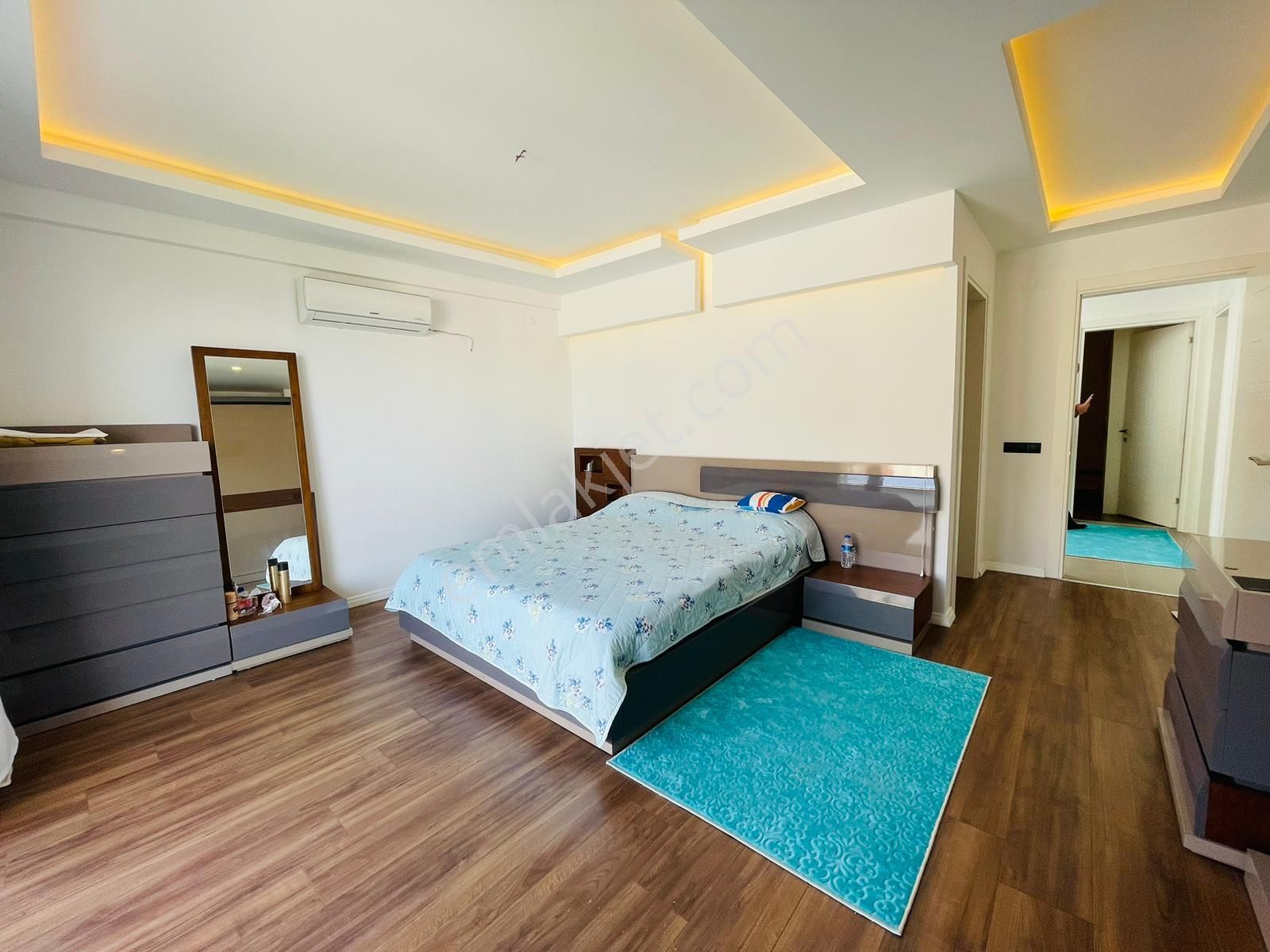 Manzara-özel Havuz-bahçe-güvenlik-lüx&modern Mımarı -yerden Isıtma-450 M2-tamamı Mustakıl - Görsel 28