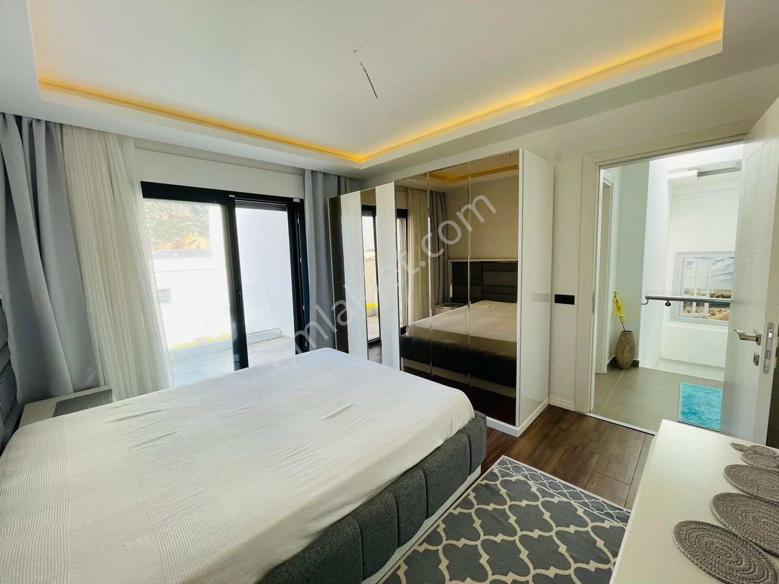 Manzara-özel Havuz-bahçe-güvenlik-lüx&modern Mımarı -yerden Isıtma-450 M2-tamamı Mustakıl - Görsel 25