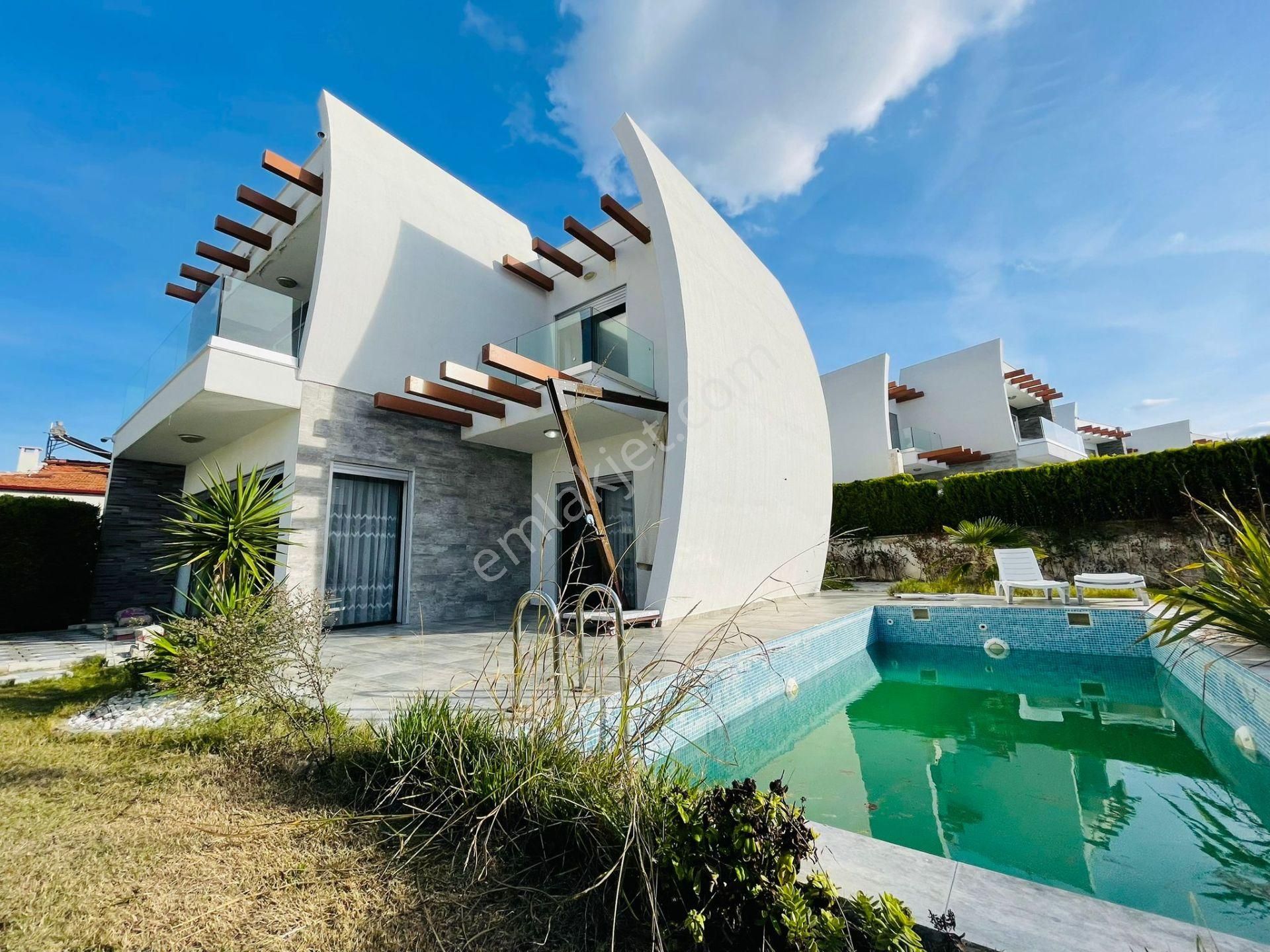 Manzara-özel Havuz-bahçe-güvenlik-lüx&modern Mımarı -yerden Isıtma-450 M2-tamamı Mustakıl - Görsel 9