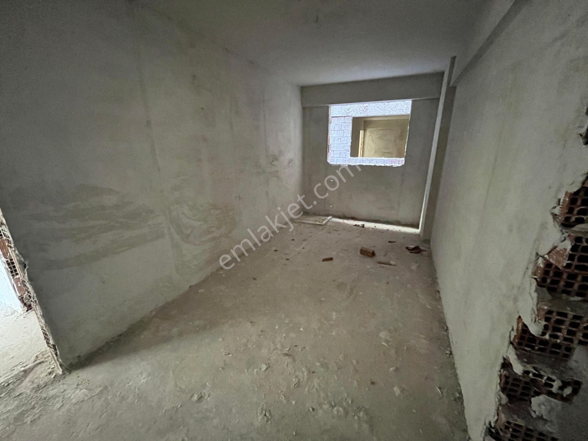 Karşıyaka İmbatlı Mahallesinde Fırsat 2+1 Satılık Daire - Görsel 11