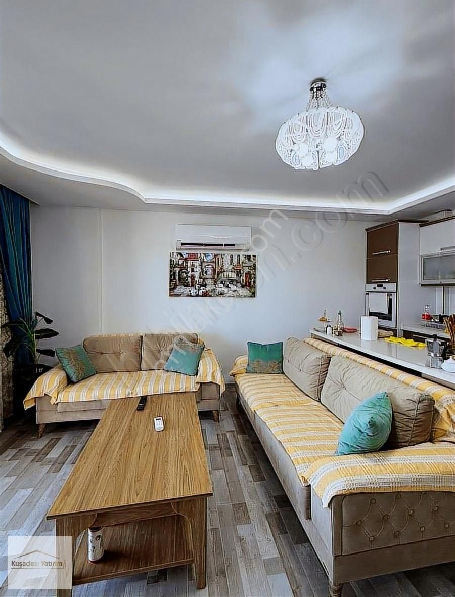 Kuşadasında Havuzlu Sitede Doğalgazlı Çatı Dubleks 4+1 Eşyalı - Görsel 16