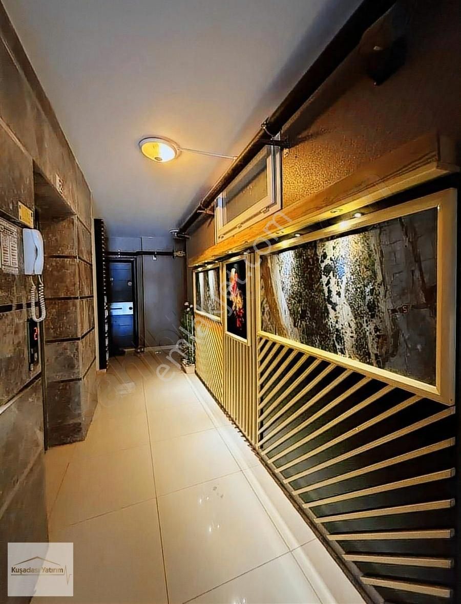 Kuşadasında Havuzlu Sitede Doğalgazlı Çatı Dubleks 4+1 Eşyalı - Görsel 27