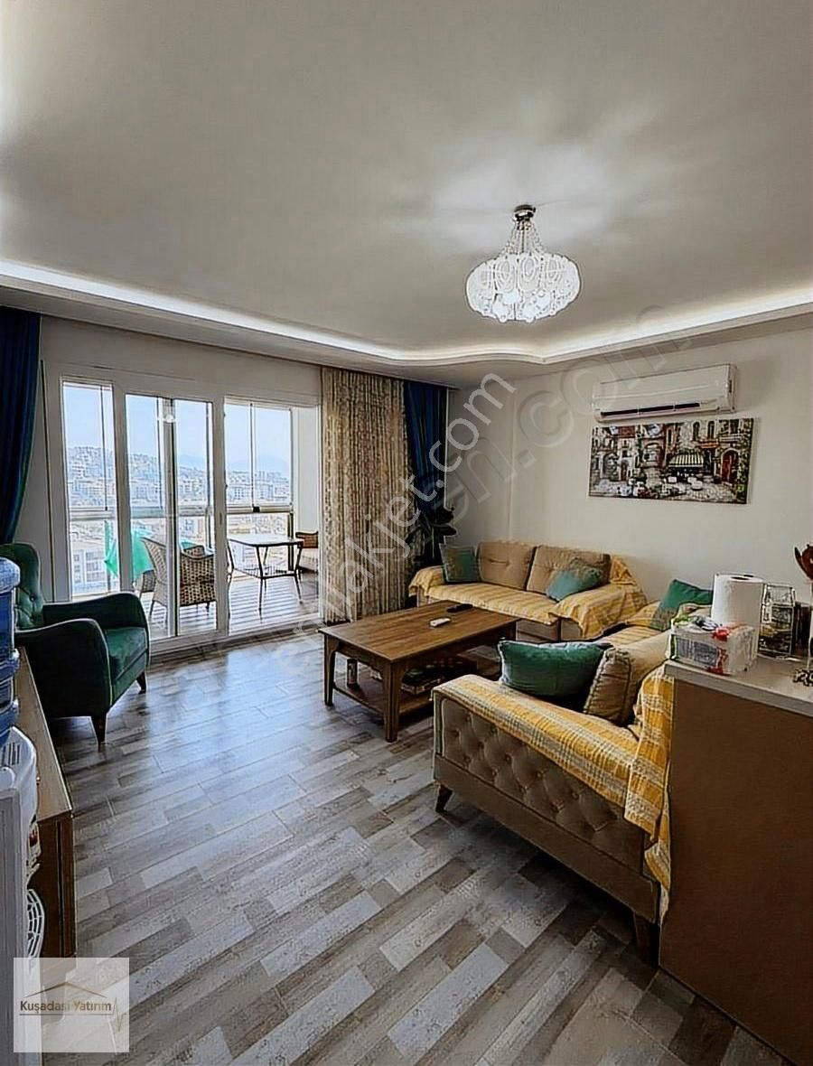 Kuşadasında Havuzlu Sitede Doğalgazlı Çatı Dubleks 4+1 Eşyalı - Görsel 19