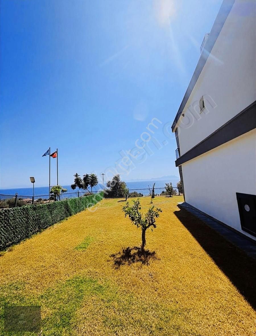 Bozalanda Denize 250mt Mesafede Full Deniz Manzaralı 3+1 Villa - Görsel 14