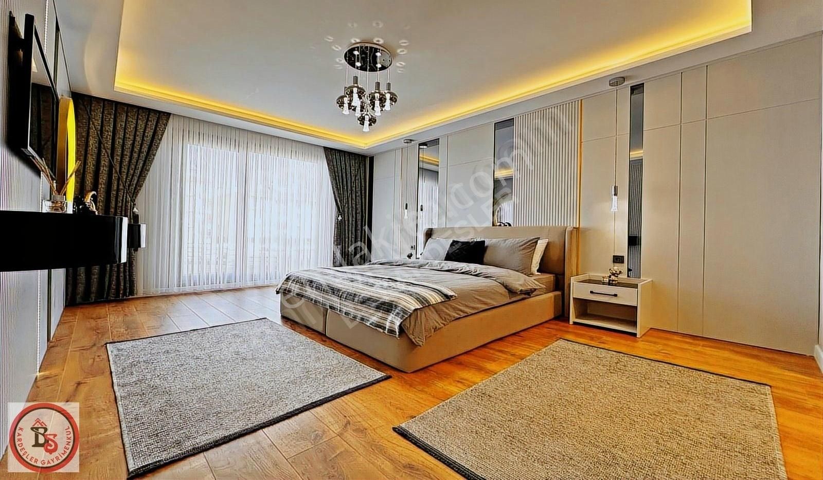 Ovacık'ta Merkezi Yerde 5+1 Yemek Odalı Lüks Yapılı Daireler - Görsel 6