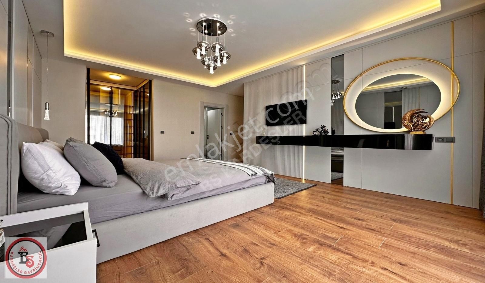 Ovacık'ta Merkezi Yerde 5+1 Yemek Odalı Lüks Yapılı Daireler - Görsel 16