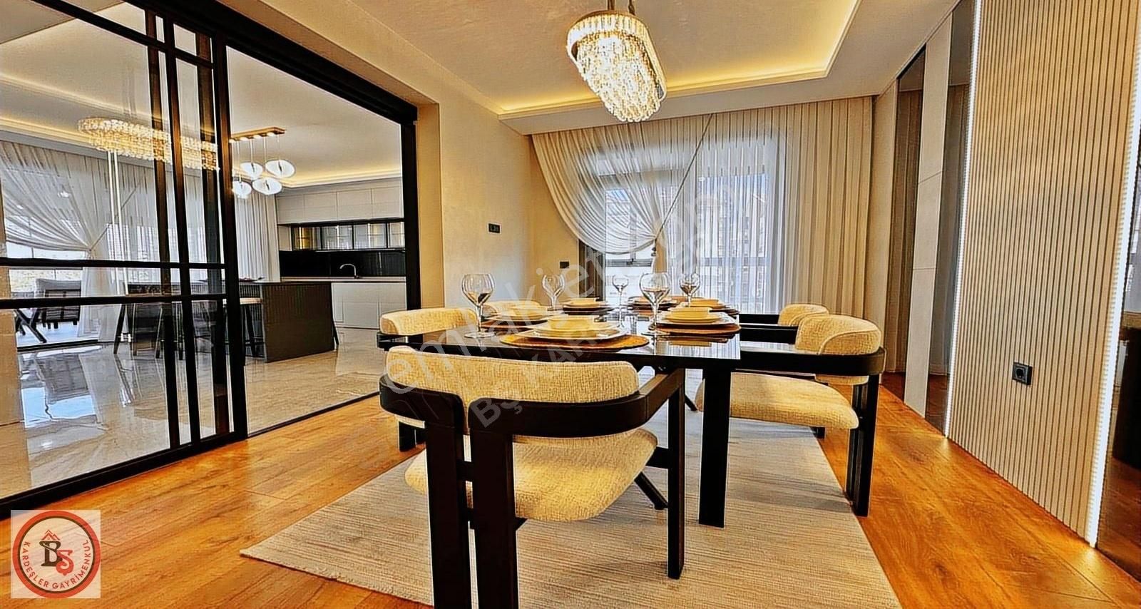 Ovacık'ta Merkezi Yerde 5+1 Yemek Odalı Lüks Yapılı Daireler - Görsel 22