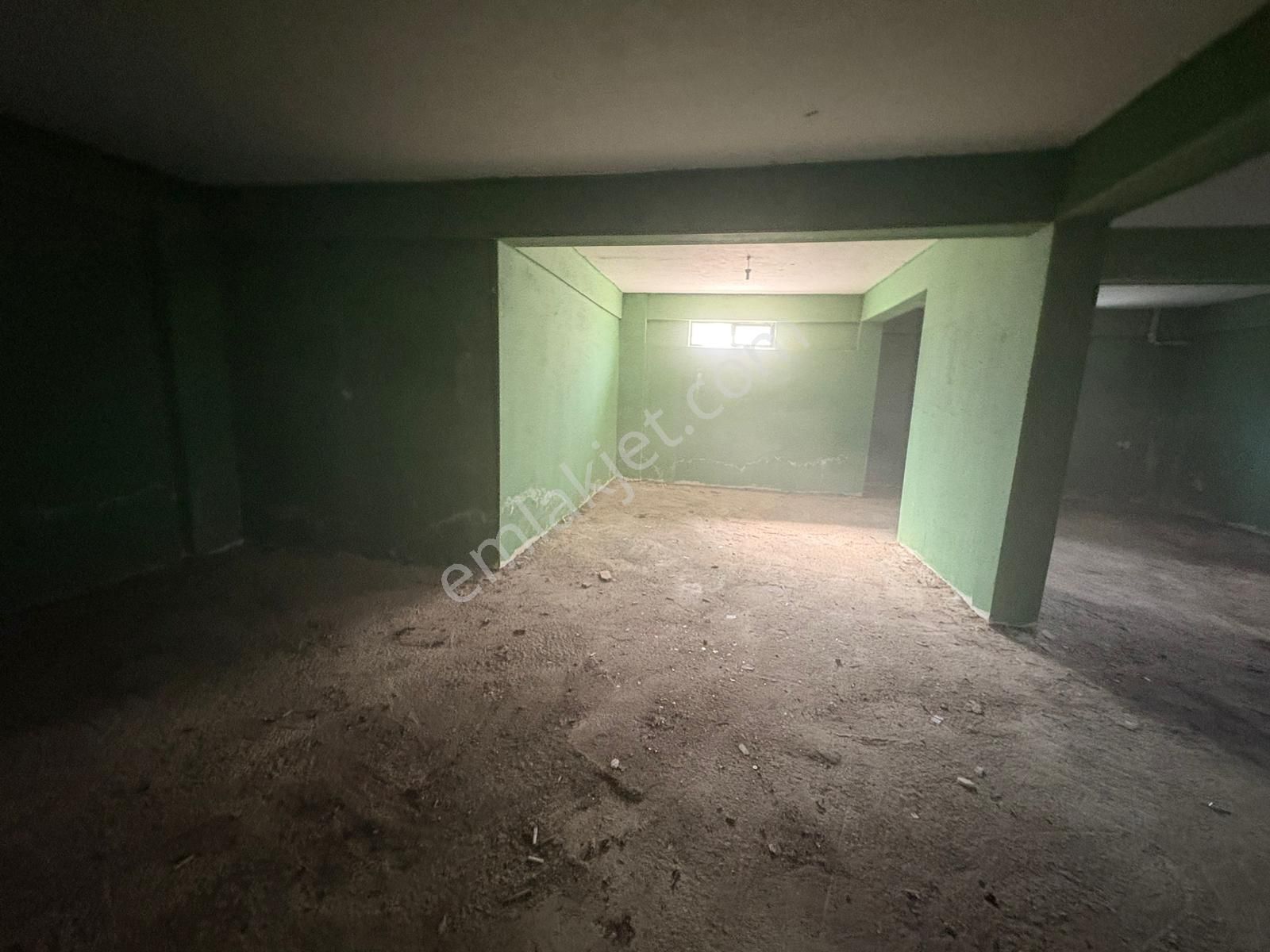 Bina Altı 10 Merdivenle İnilen Çok Amaçlı Kullanıma Uygun Depo - Görsel 7