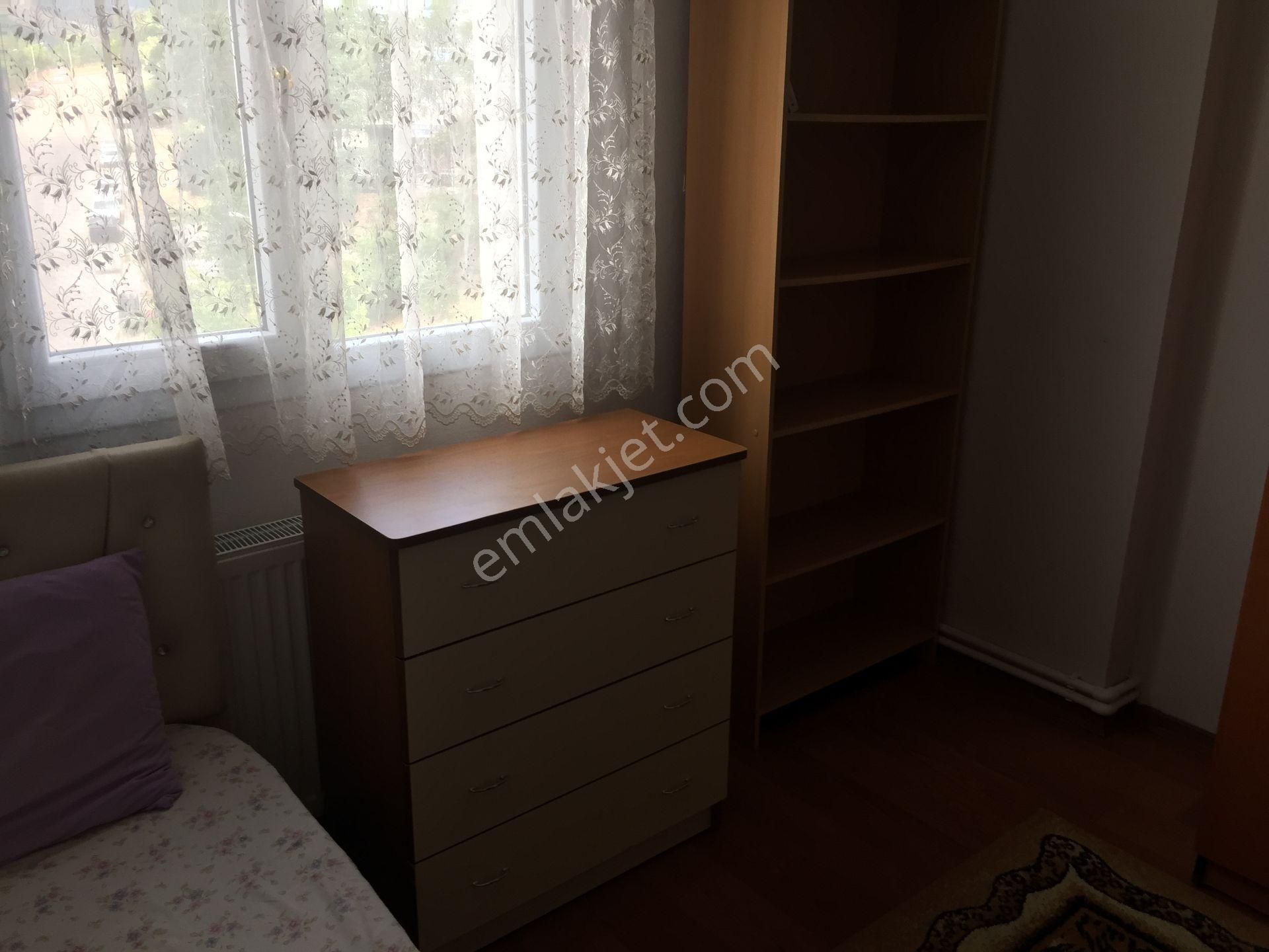 Bornova Evka 4 Mahallesinde Full Eşyalı Doğalgazlı Klimalı Kiralık Daire - Görsel 33