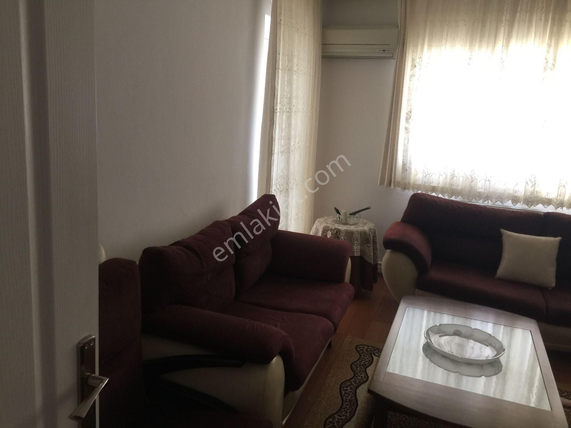 Bornova Evka 4 Mahallesinde Full Eşyalı Doğalgazlı Klimalı Kiralık Daire - Görsel 2