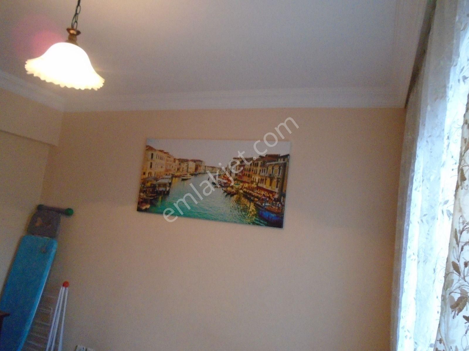 Bornova Evka 4 Mahallesinde Full Eşyalı Doğalgazlı Klimalı Kiralık Daire - Görsel 23