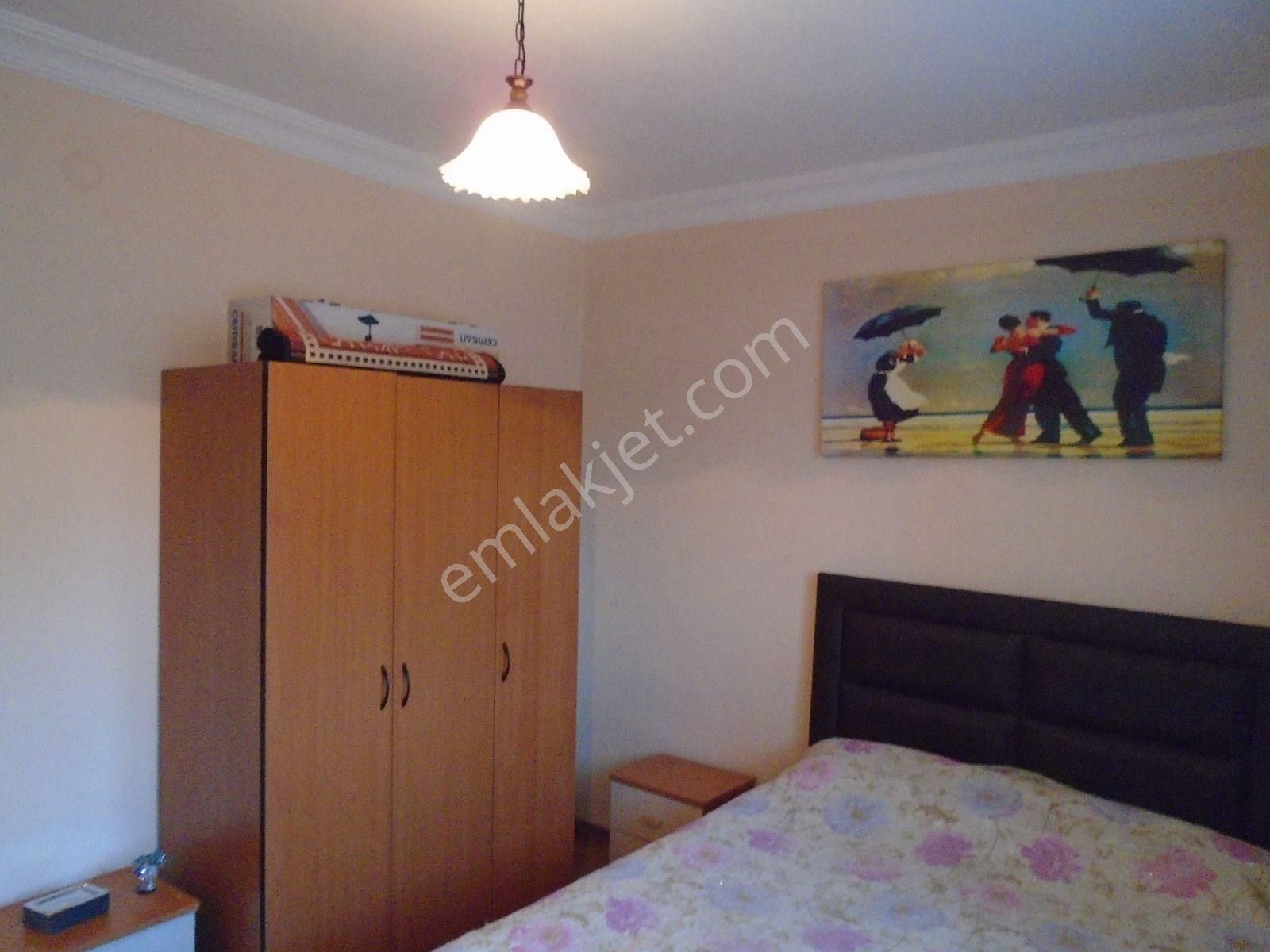 Bornova Evka 4 Mahallesinde Full Eşyalı Doğalgazlı Klimalı Kiralık Daire - Görsel 14