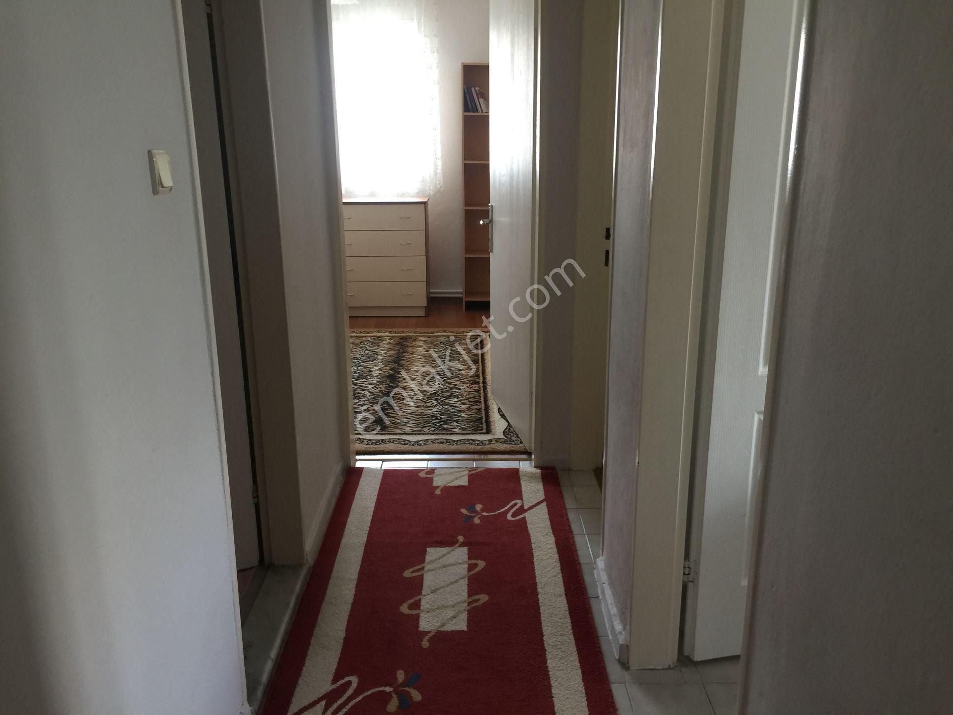 Bornova Evka 4 Mahallesinde Full Eşyalı Doğalgazlı Klimalı Kiralık Daire - Görsel 24