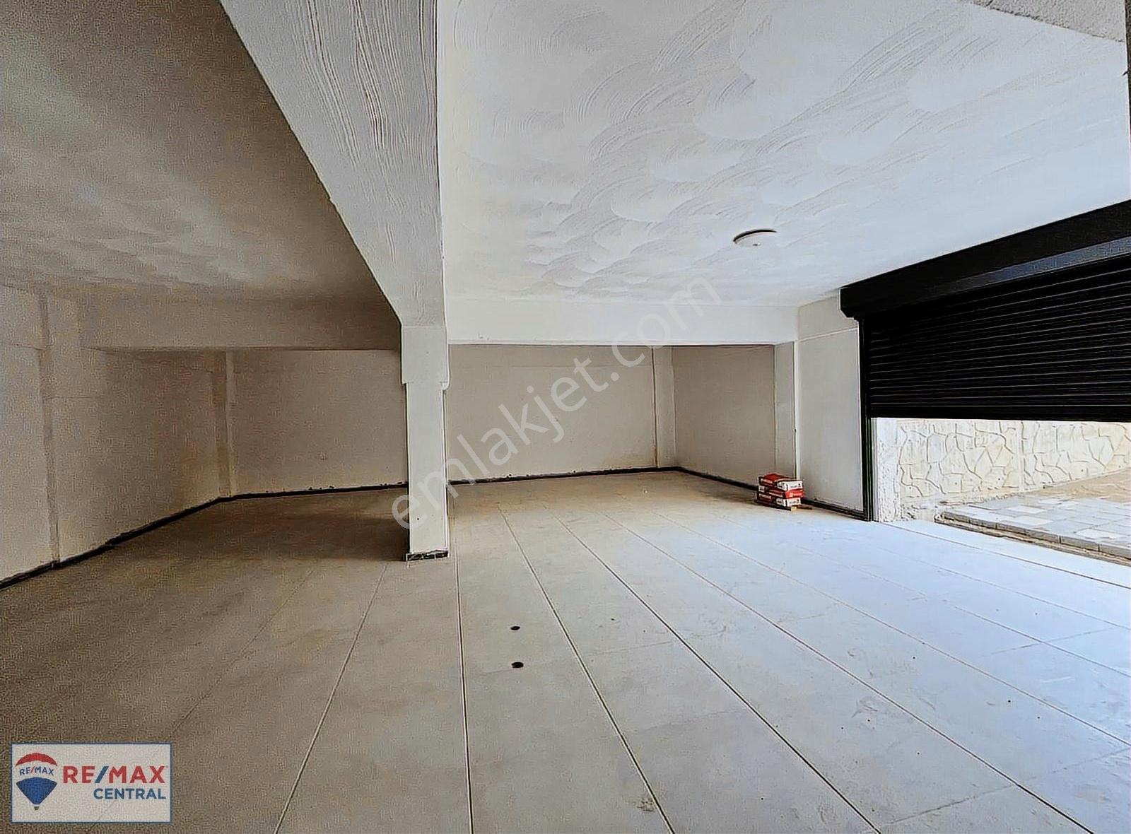 Remax Centralden Esenyurtta Satılık 5+1 - Görsel 32