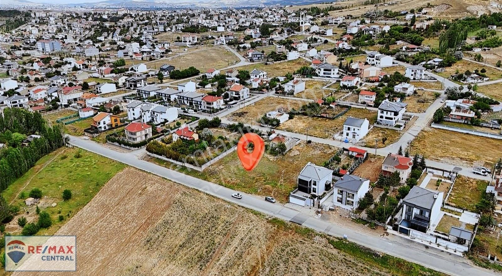 Remax Centralden Karşıyakada Serpincik'e Karşı Villalık Arsa - Görsel 5