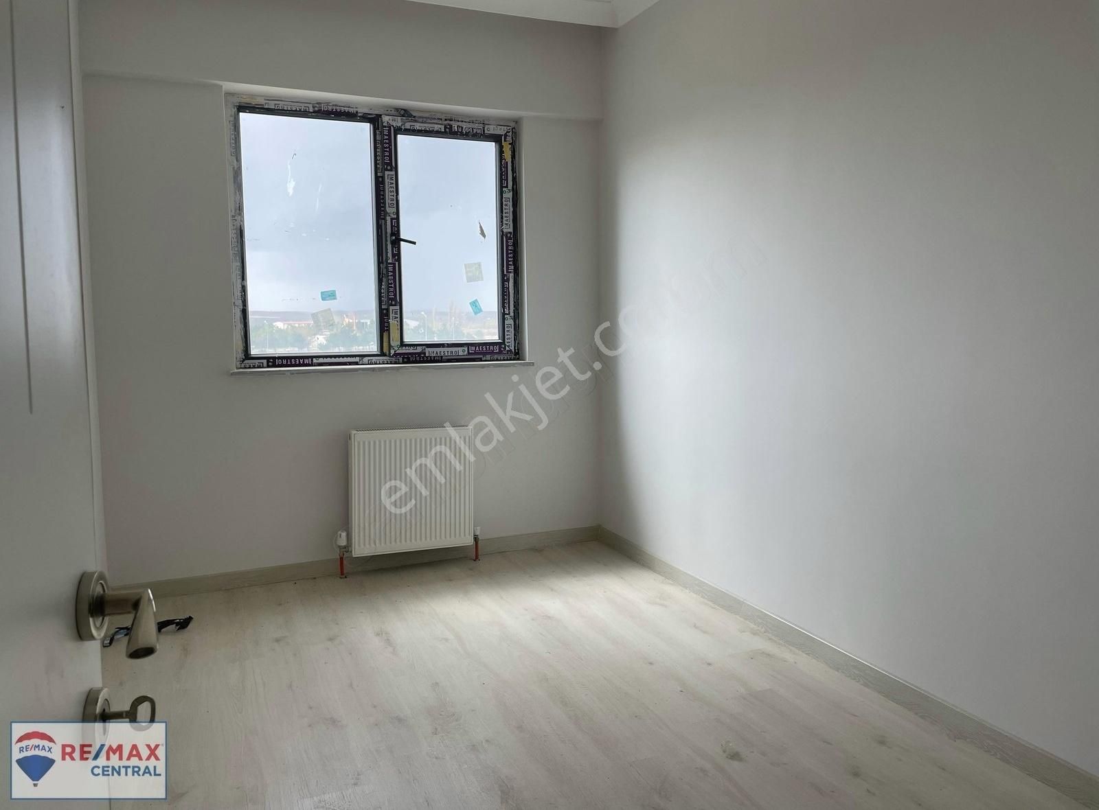 Remax Central'dan Zara Ekici Rezidans'ta Satılık 2+1 - Görsel 24