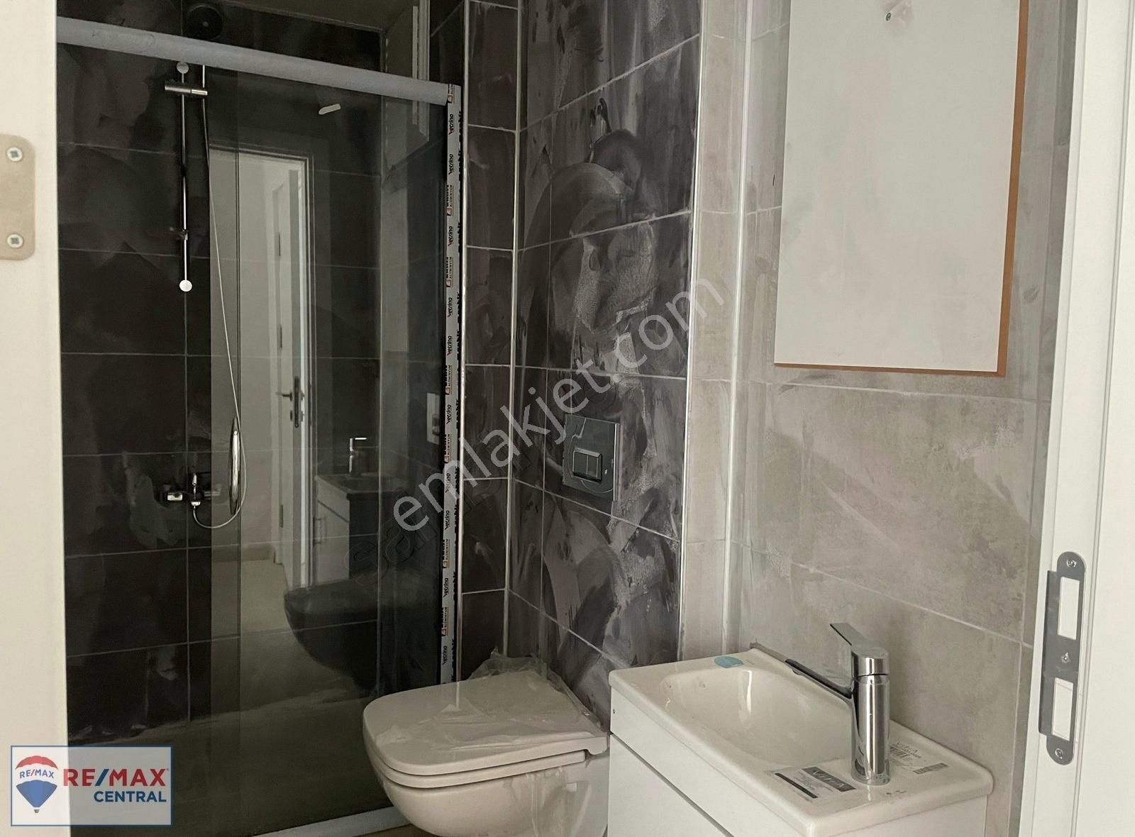 Remax Central'dan Zara Ekici Rezidans'ta Satılık 2+1 - Görsel 4